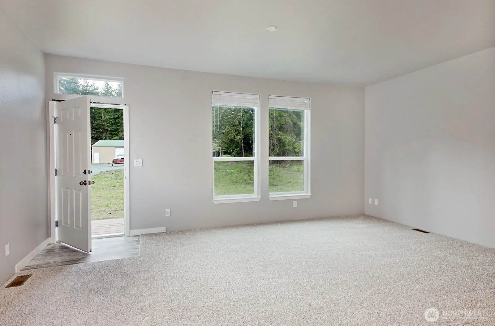 Property photo for 46 E Welcher Road, Coupeville photo 4