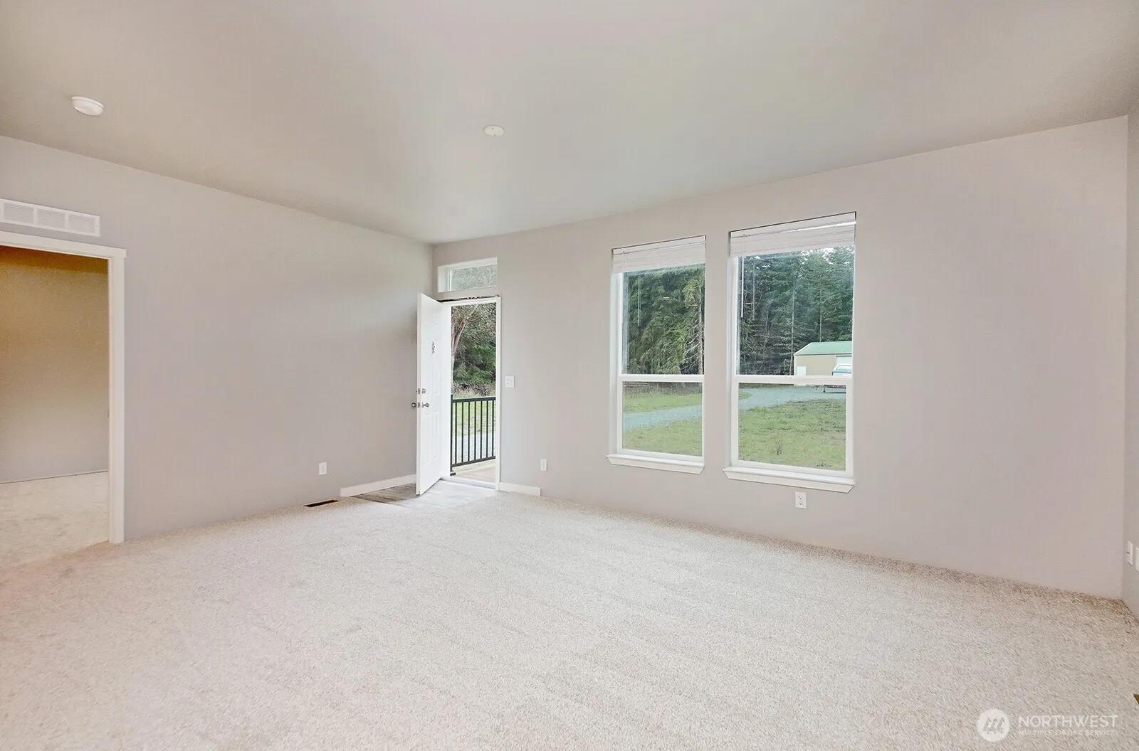 Property photo for 46 E Welcher Road, Coupeville photo 5