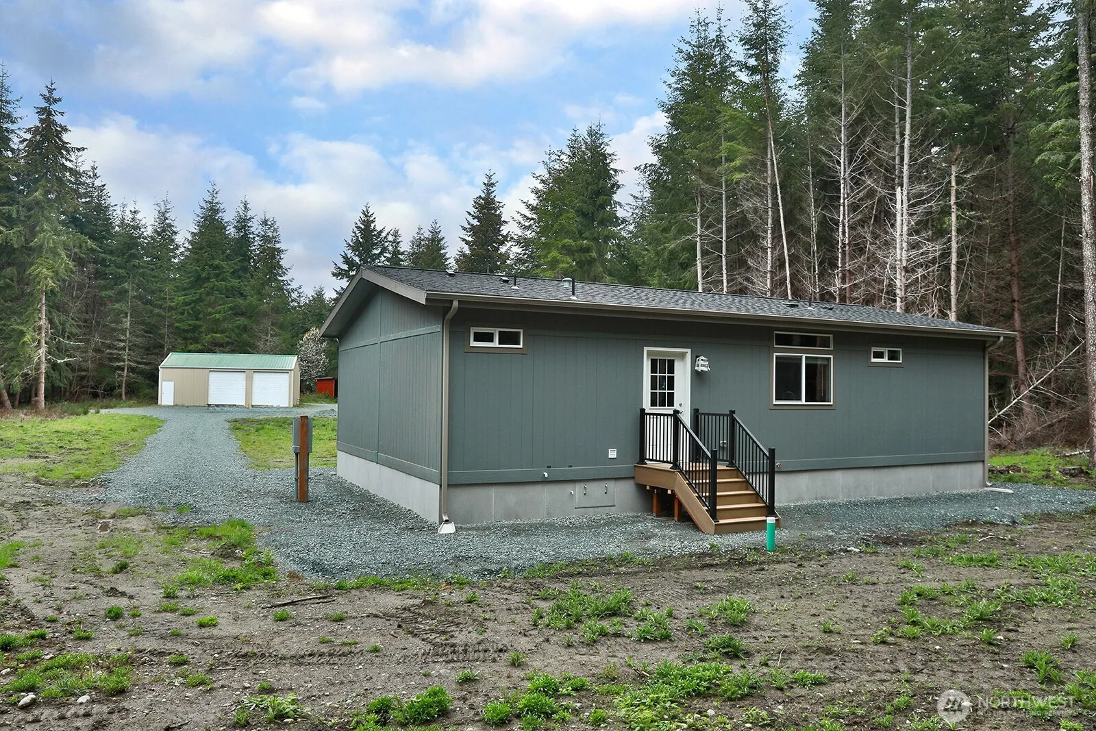 Property photo for 46 E Welcher Road, Coupeville photo 2