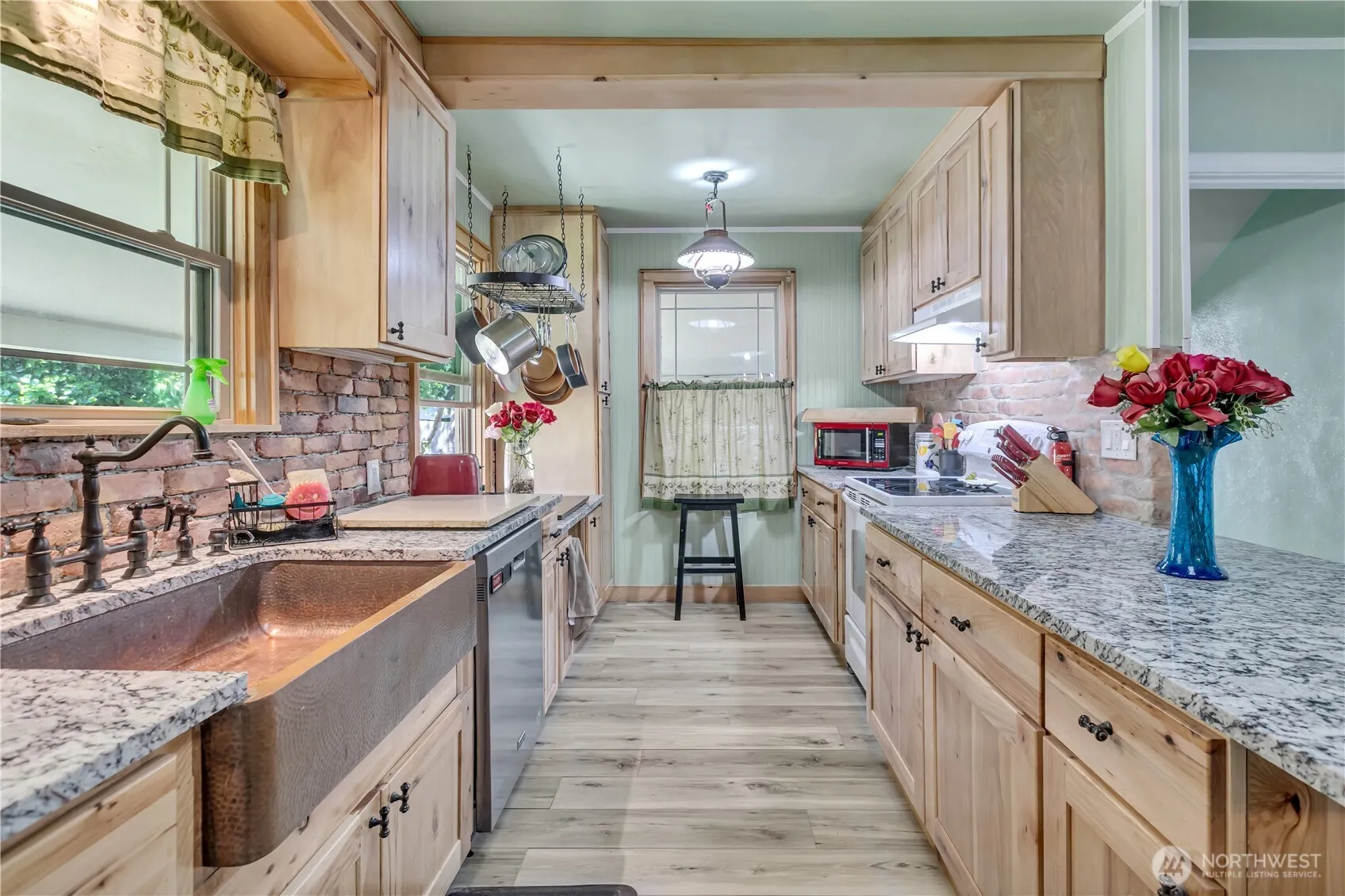 Property photo for 5620 Yakima Avenue, Tacoma photo 4