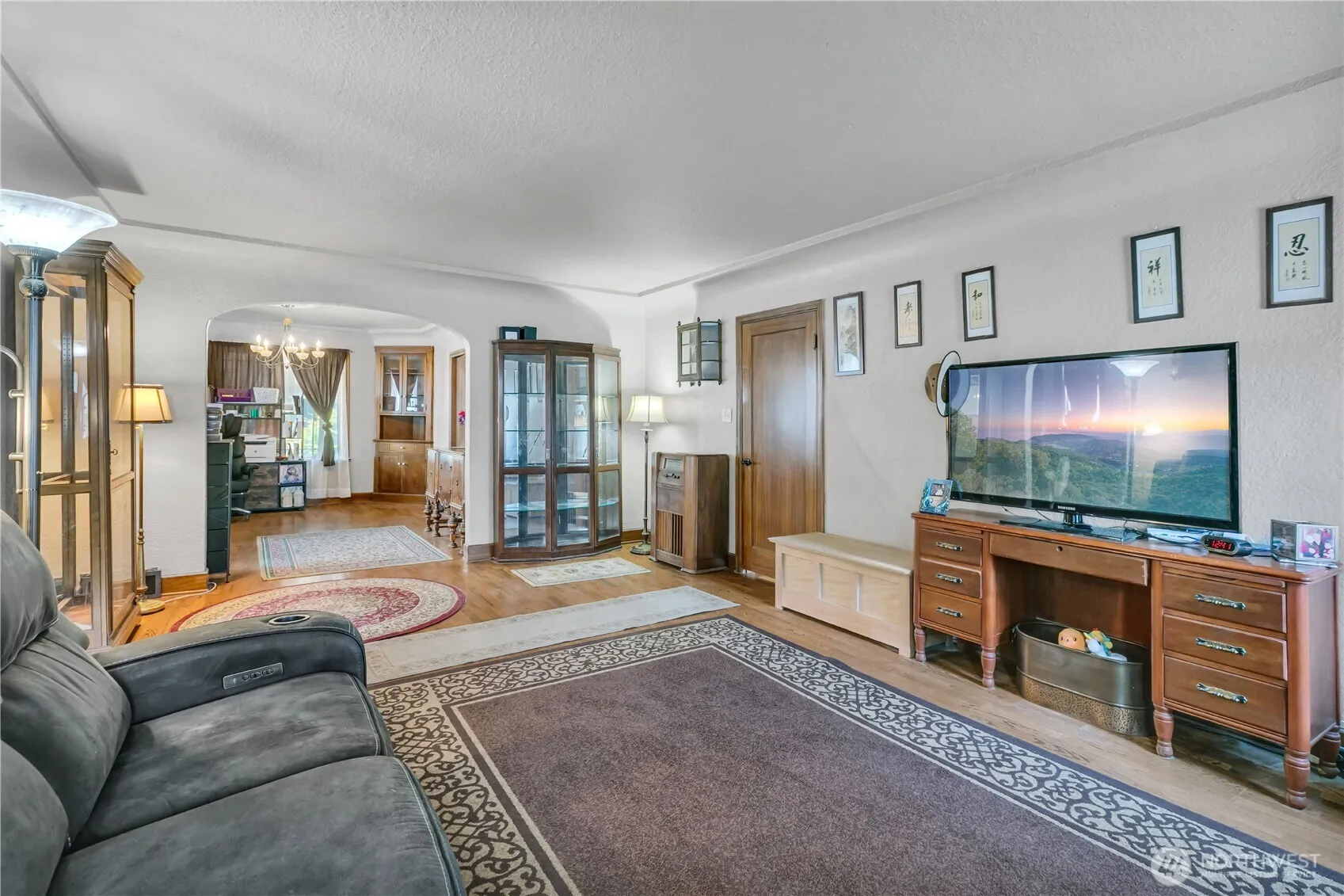 Property photo for 5620 Yakima Avenue, Tacoma photo 2