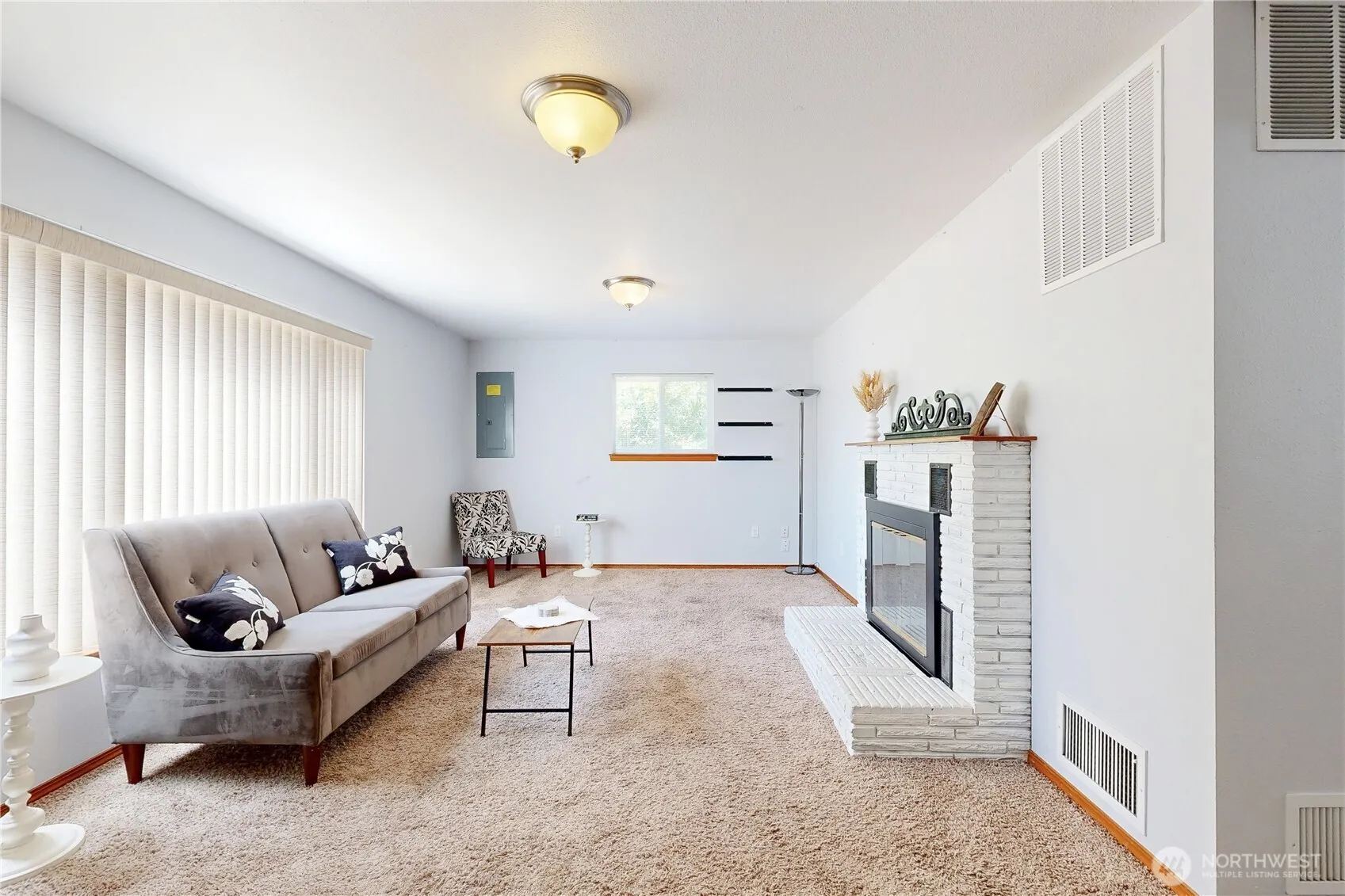 Property photo for 735 Ne Spitzenburg Street, College Place photo 4