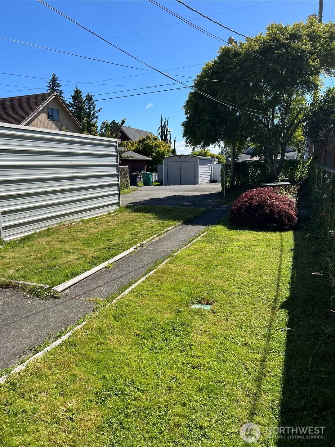 Property photo for 2219 Rockefeller Ave, Everett photo 5