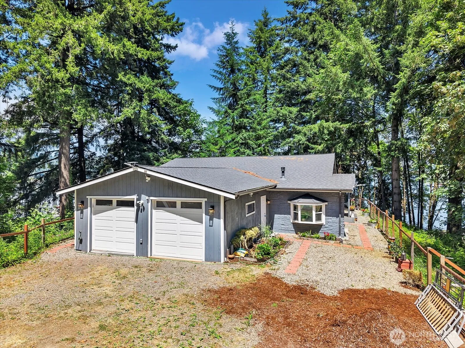 Property photo for 1302 Sw Bay Street, Port Orchard photo 2