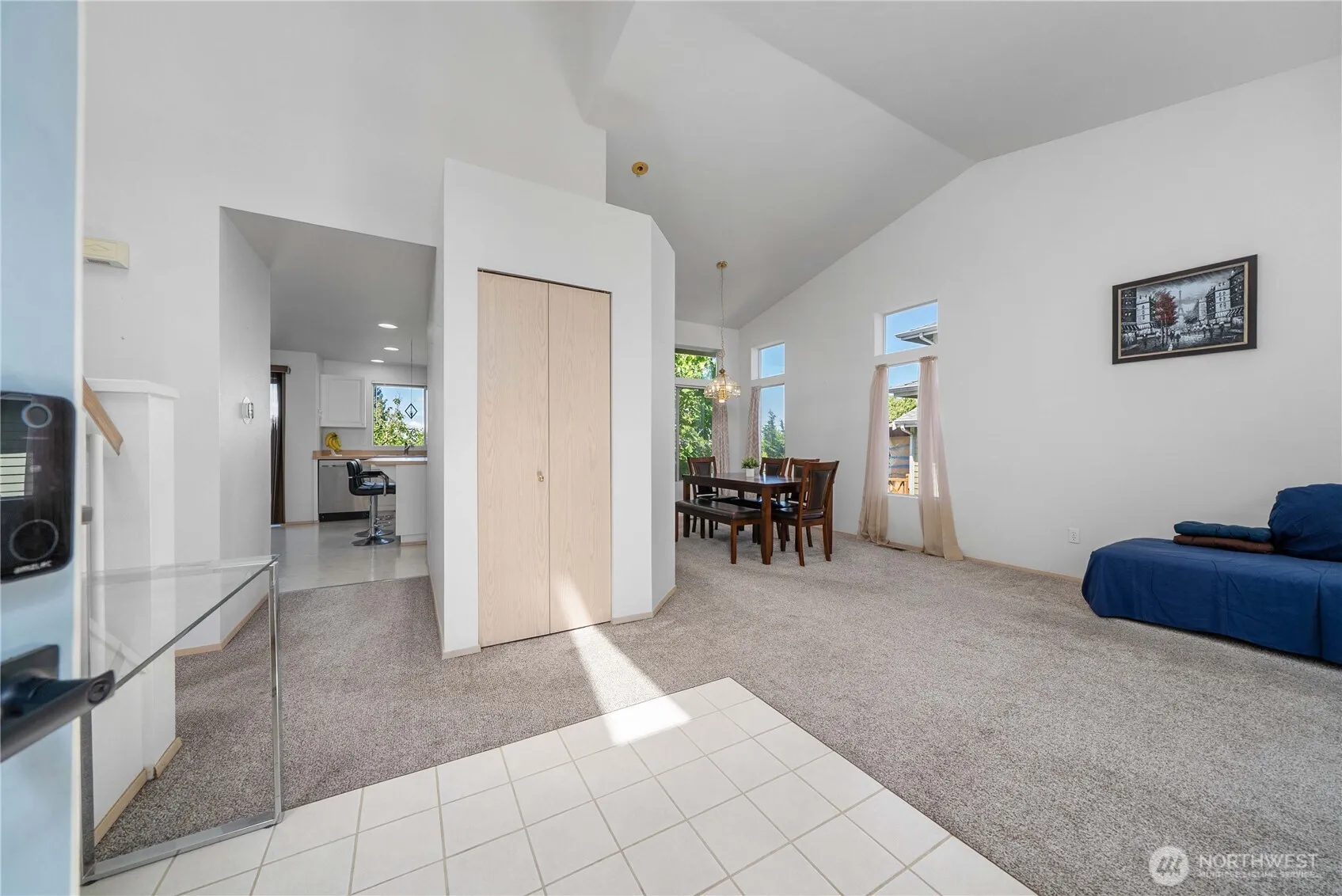 Property photo for 3808 47th Avenue Ne, Tacoma photo 4