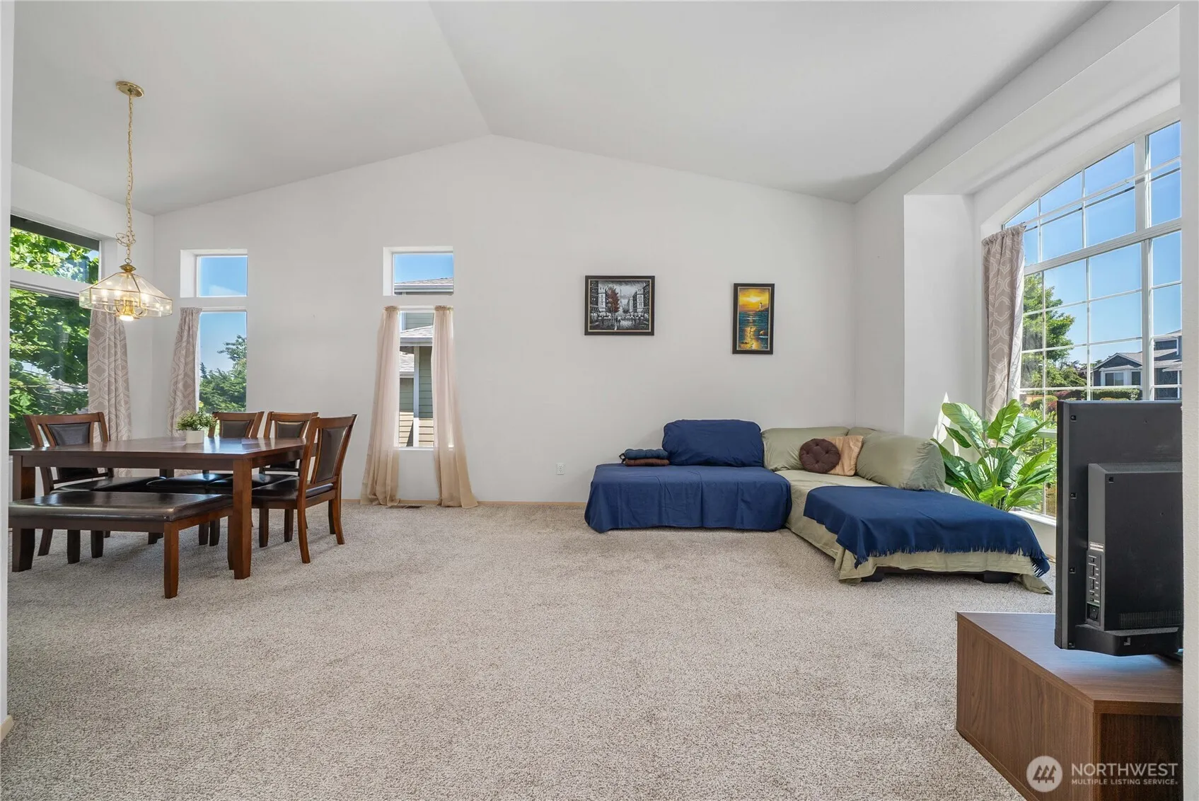 Property photo for 3808 47th Avenue Ne, Tacoma photo 5