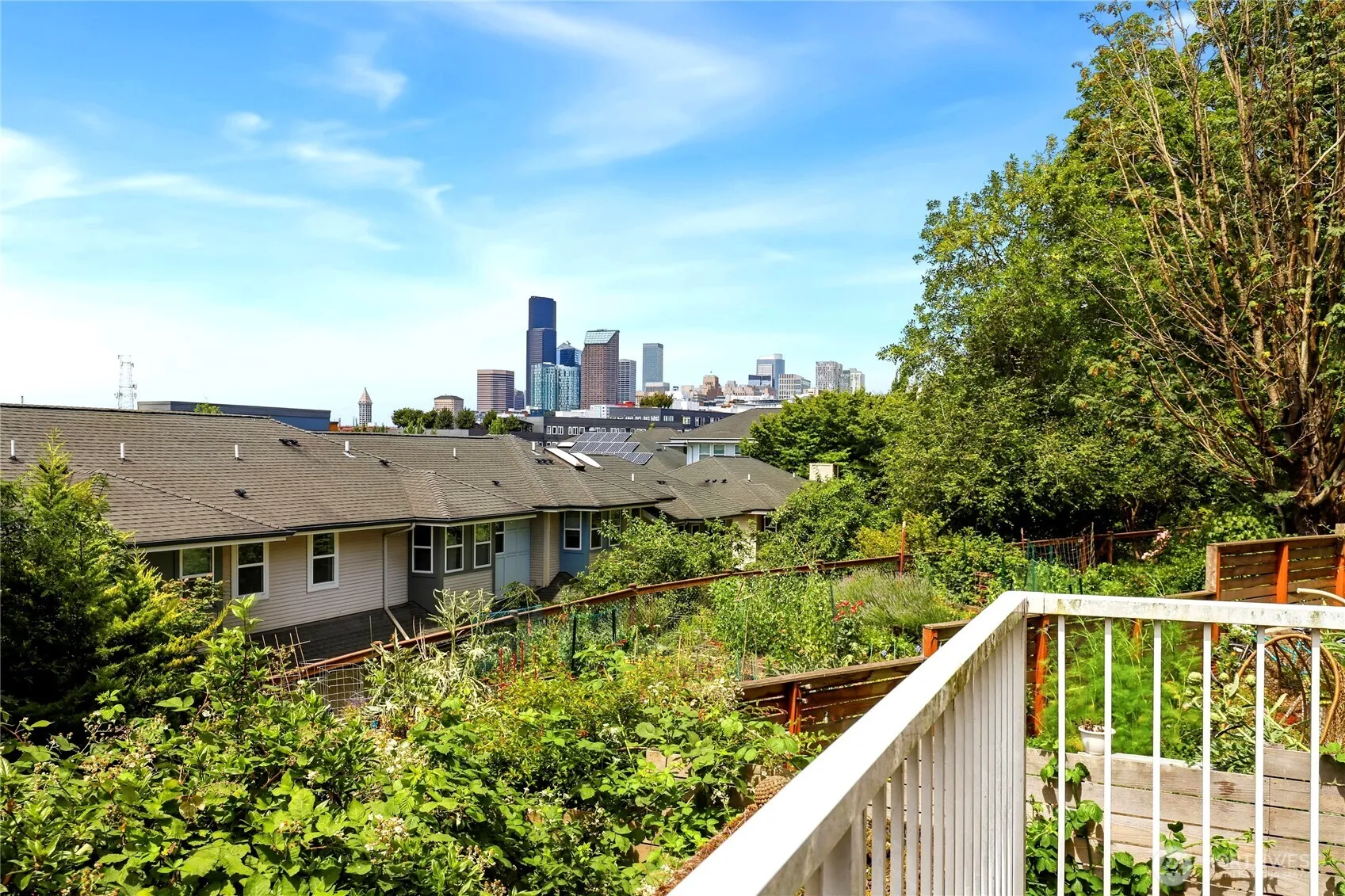 Property photo for 823 Davis Place S #104, Seattle