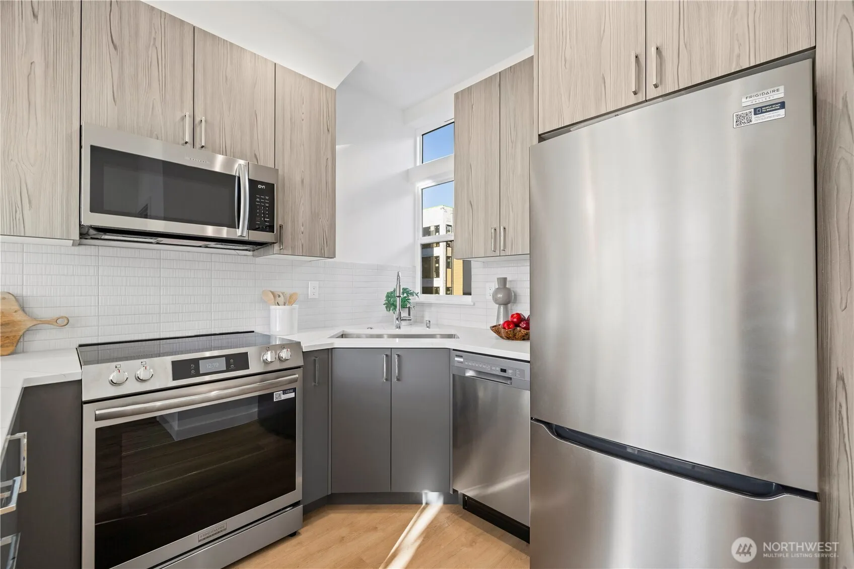 Property photo for 1208 A Nw 83rd Street, Seattle photo 5