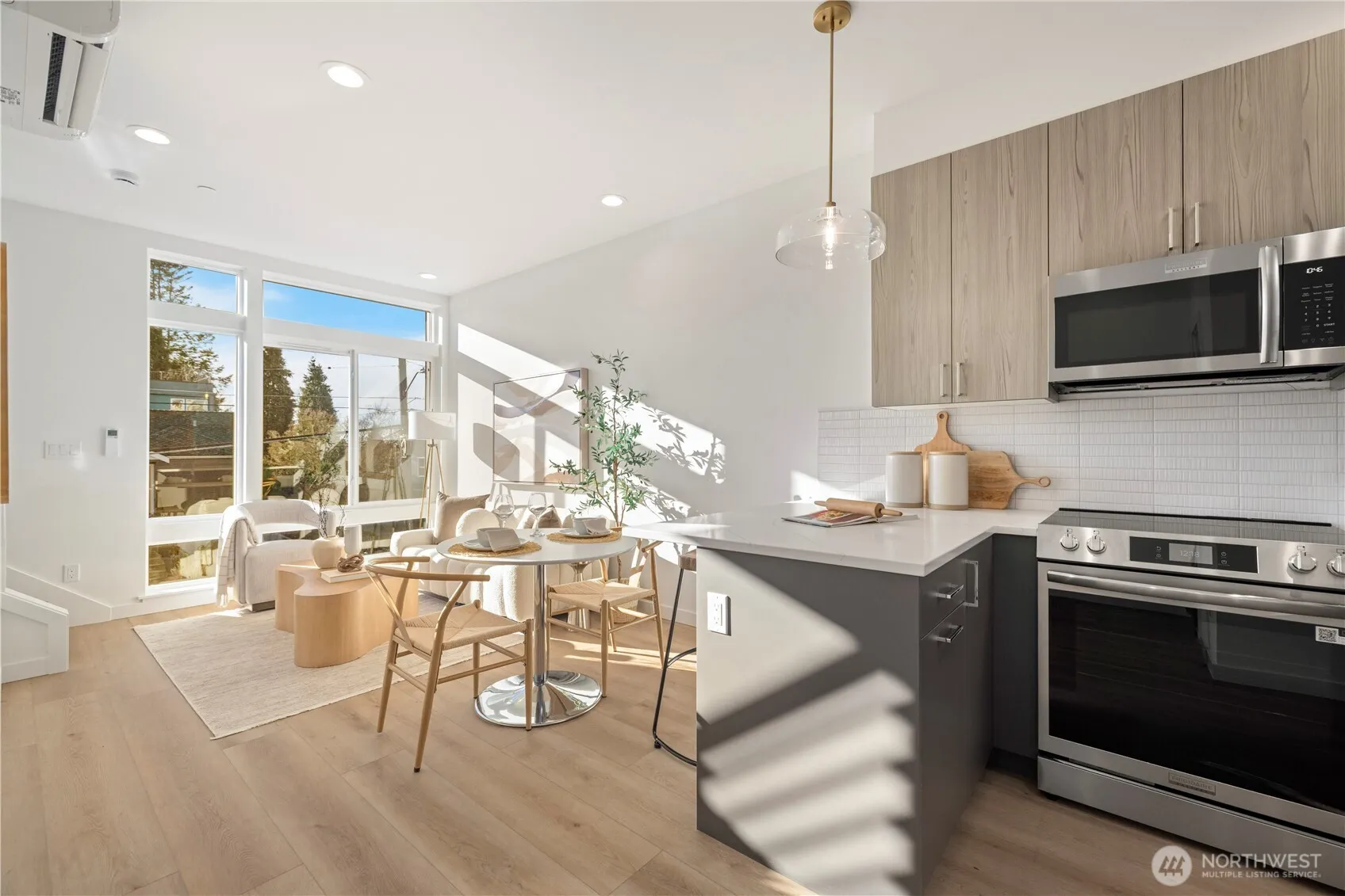 Property photo for 1208 A Nw 83rd Street, Seattle photo 4