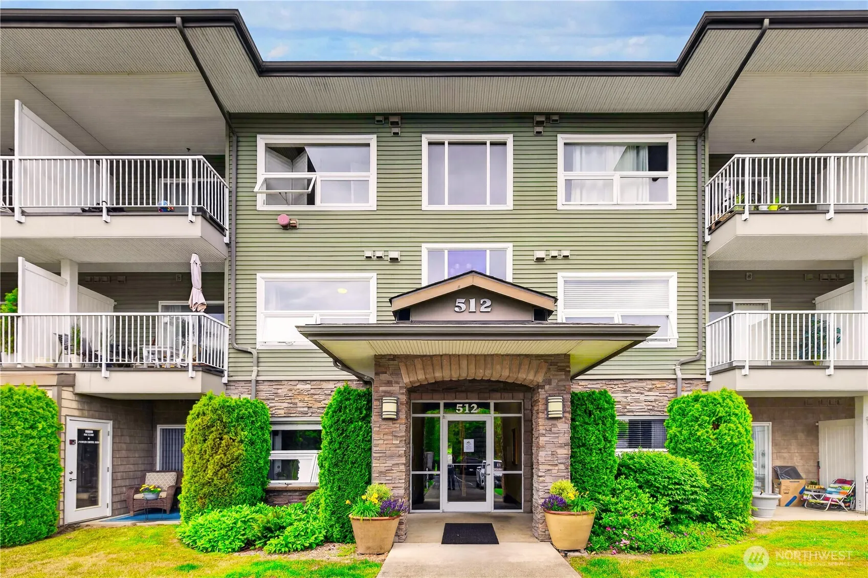 Property photo for 512 Darby Drive, Bellingham