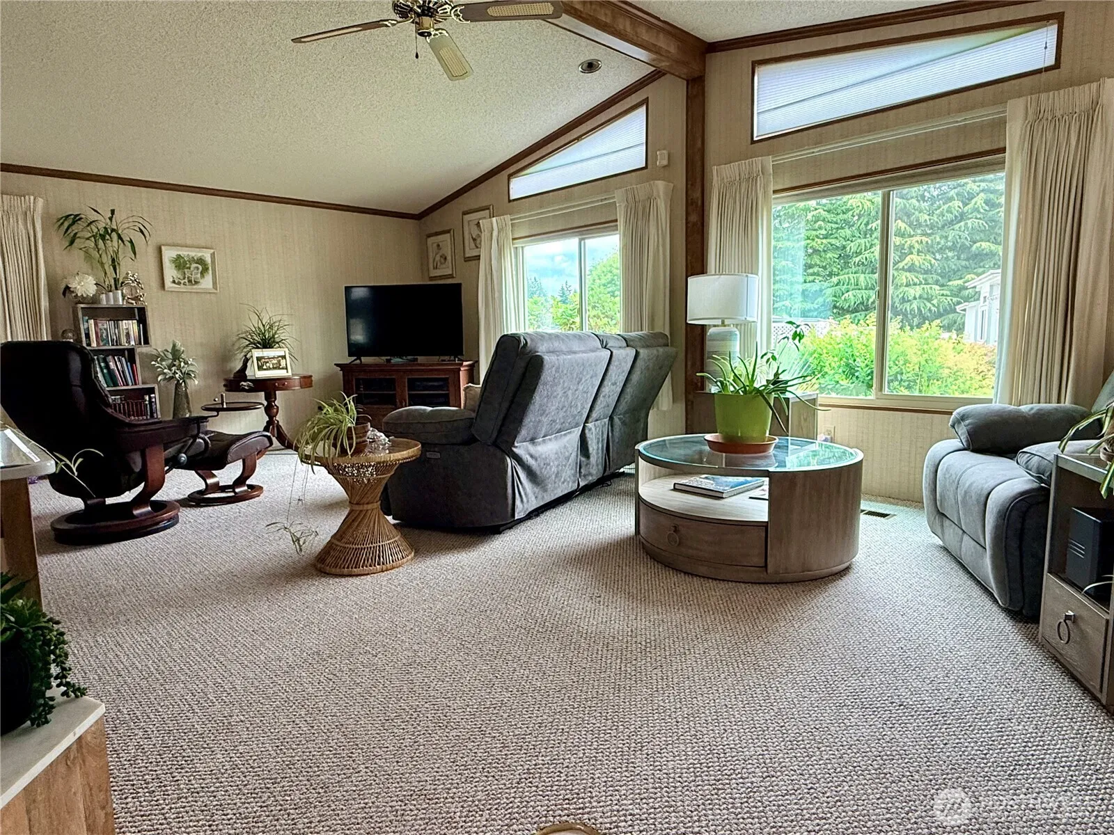 Property photo for 1352 Alonda Lane Ne, Olympia photo 3