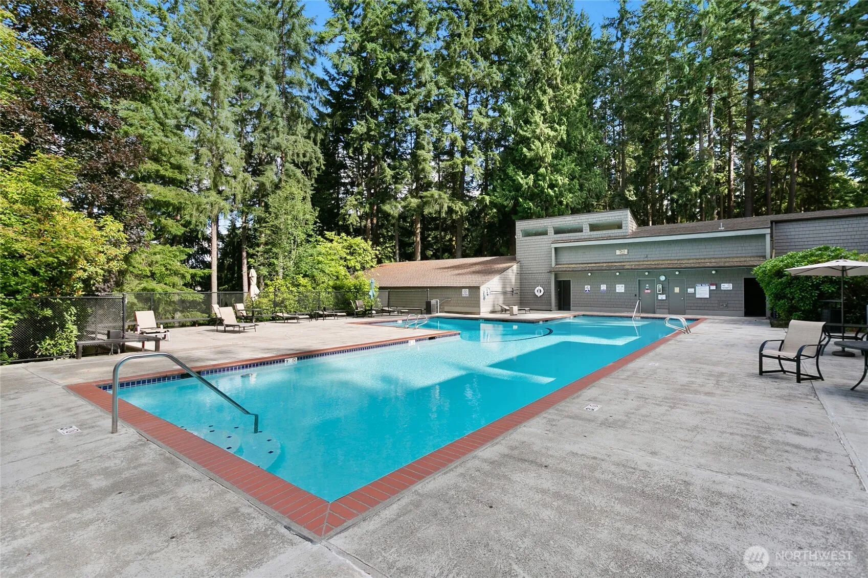 Property photo for 13832 Ne 66th Street #605, Redmond photo 2