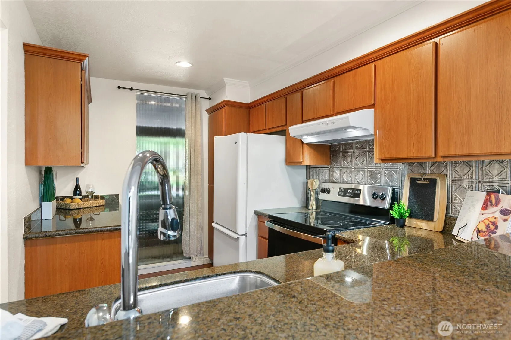 Property photo for 13832 Ne 66th Street #605, Redmond photo 5
