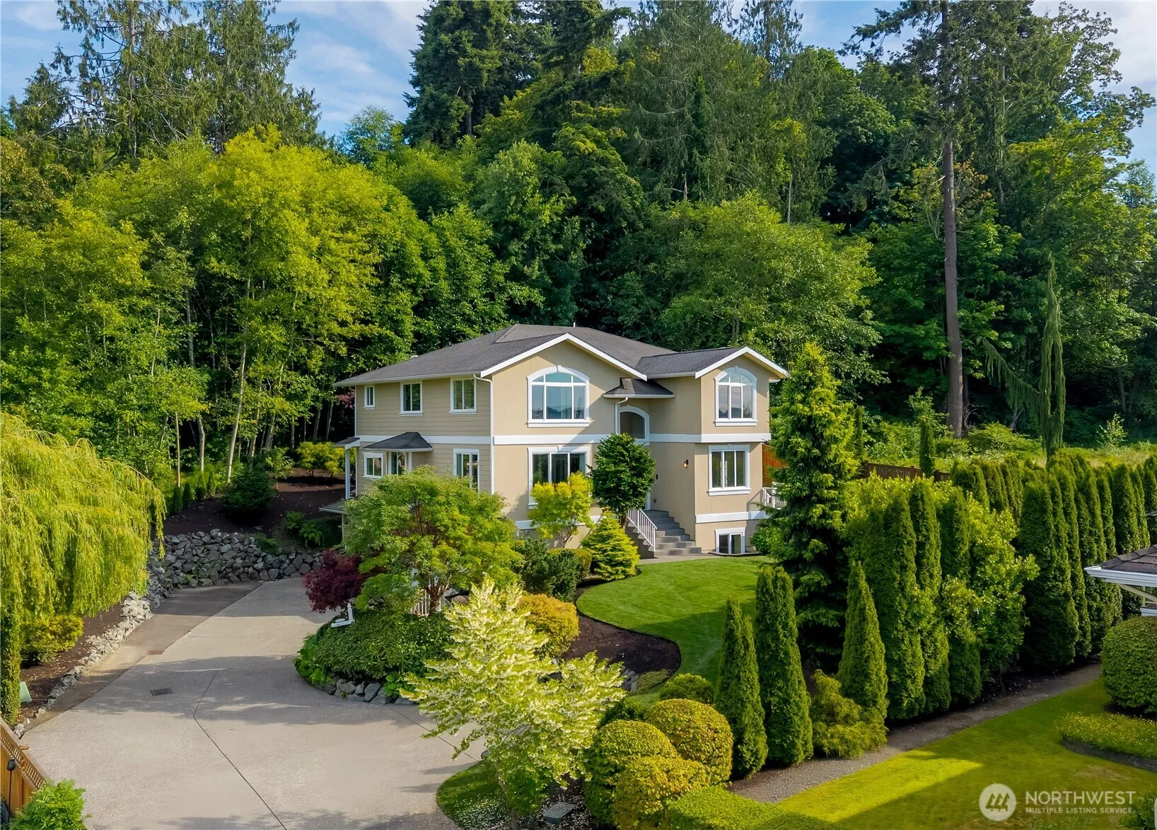 Property photo for 1479 Mukilteo Boulevard, Mukilteo photo 2