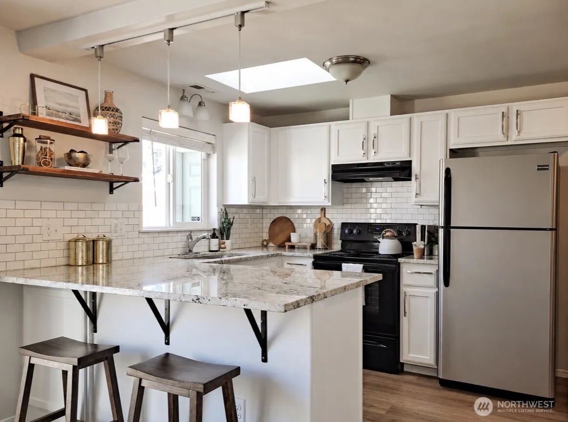Property photo for 117 99th Street Court E, Tacoma photo 5