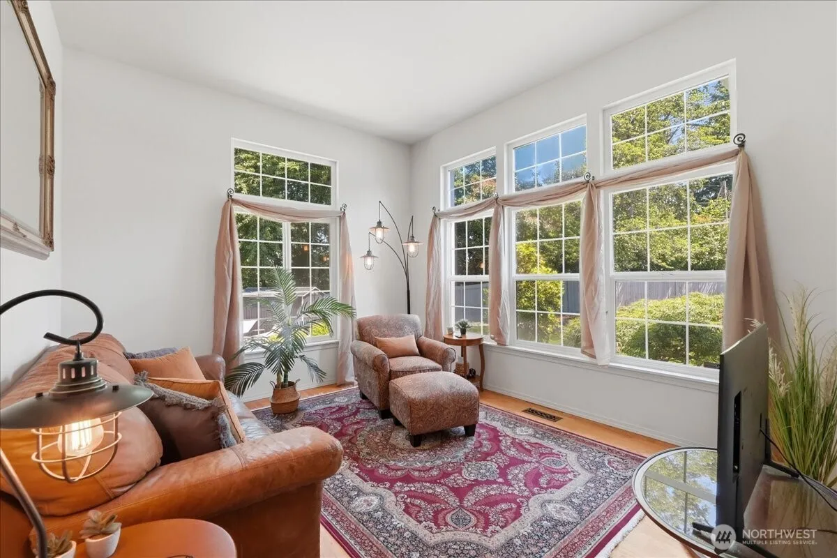 Property photo for 16511 38th Street E, Lake Tapps photo 4