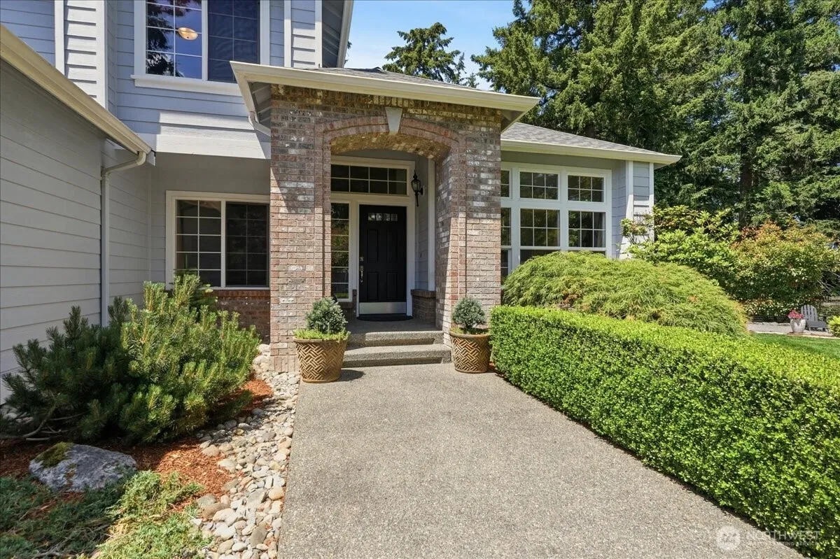 Property photo for 16511 38th Street E, Lake Tapps photo 2