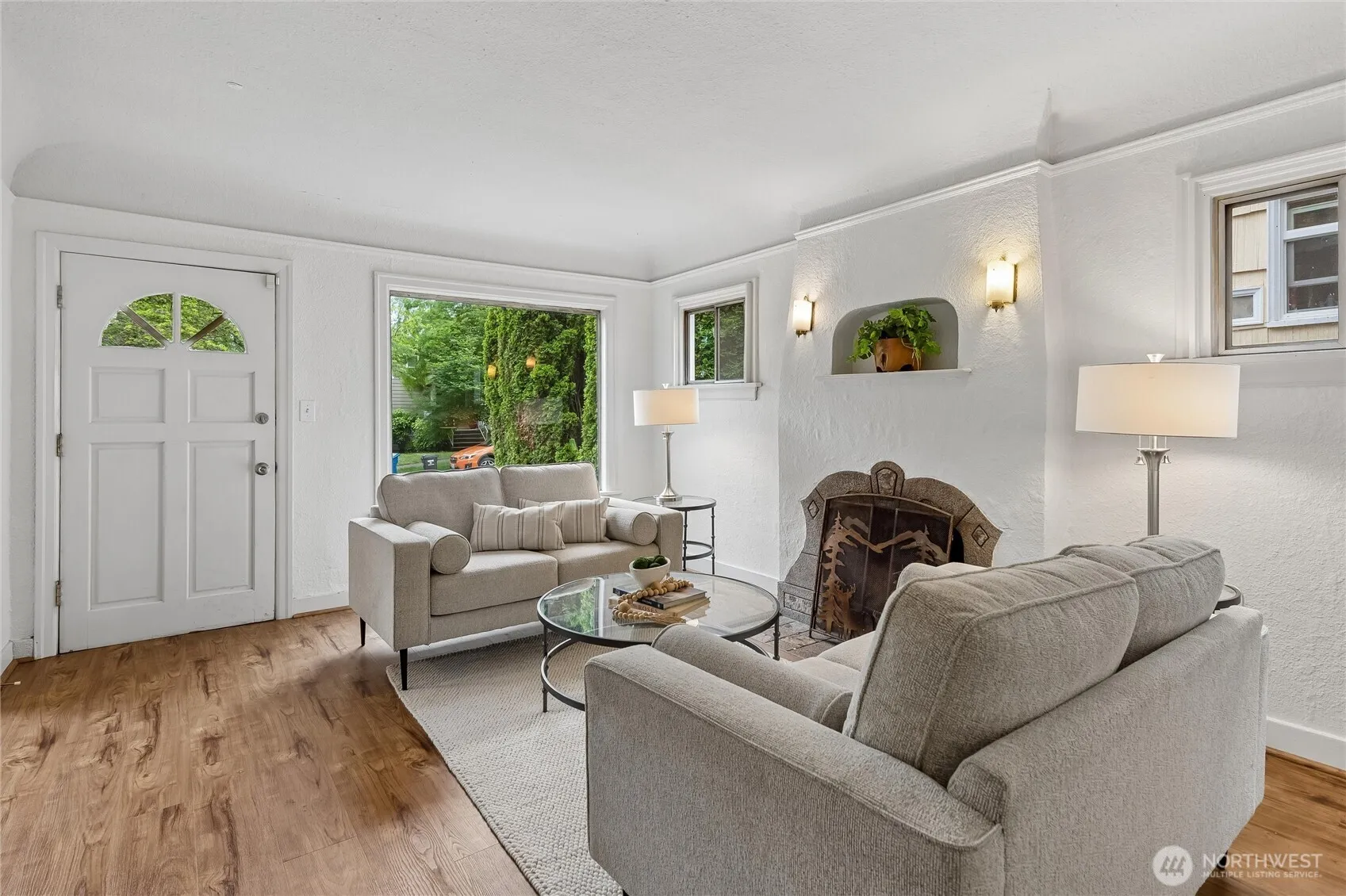 Property photo for 346 Ne 58th Street, Seattle photo 2