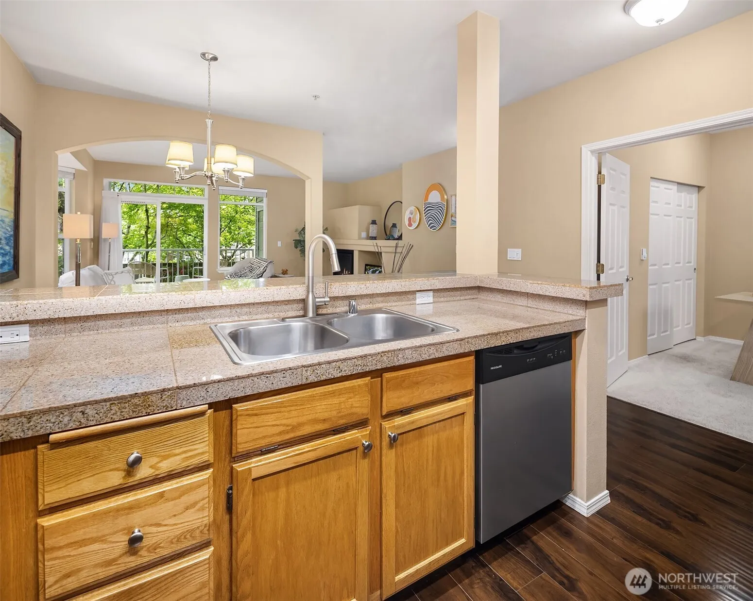 Property photo for 5400 Harbour Pointe Boulevard #g101, Mukilteo photo 5