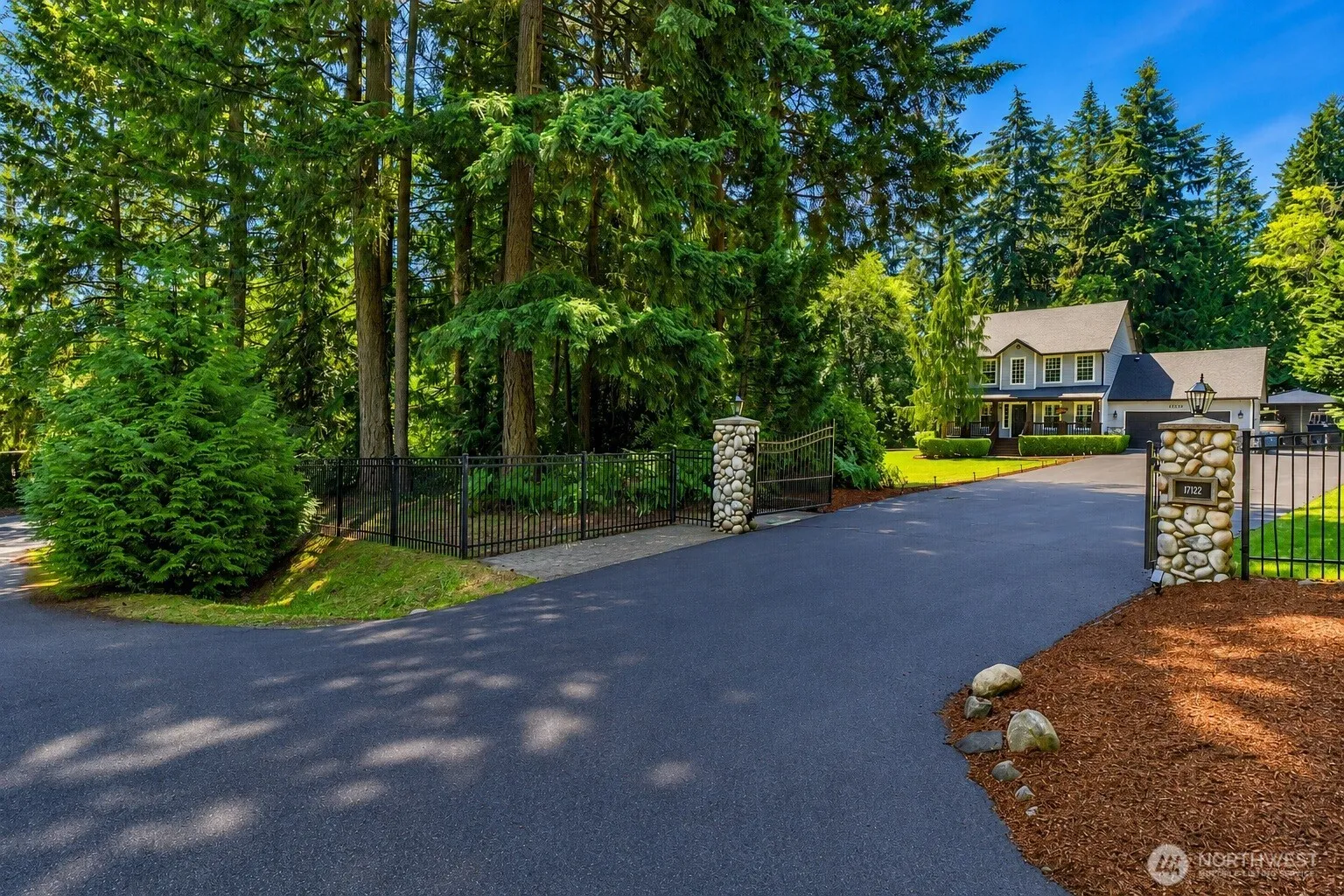 Property photo for 17122 45th Street E, Bonney Lake photo 2