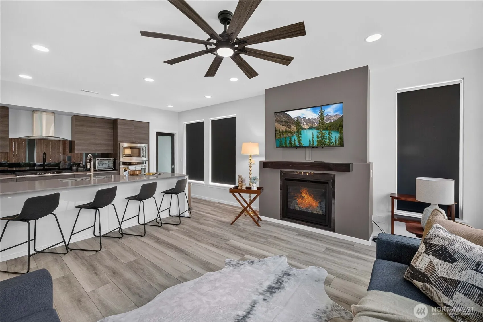 Property photo for 33011 Se Cottonwood Street, Black Diamond photo 5
