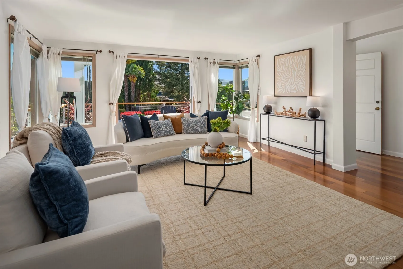 Property photo for 11280 Marine View Drive Sw, Seattle photo 5