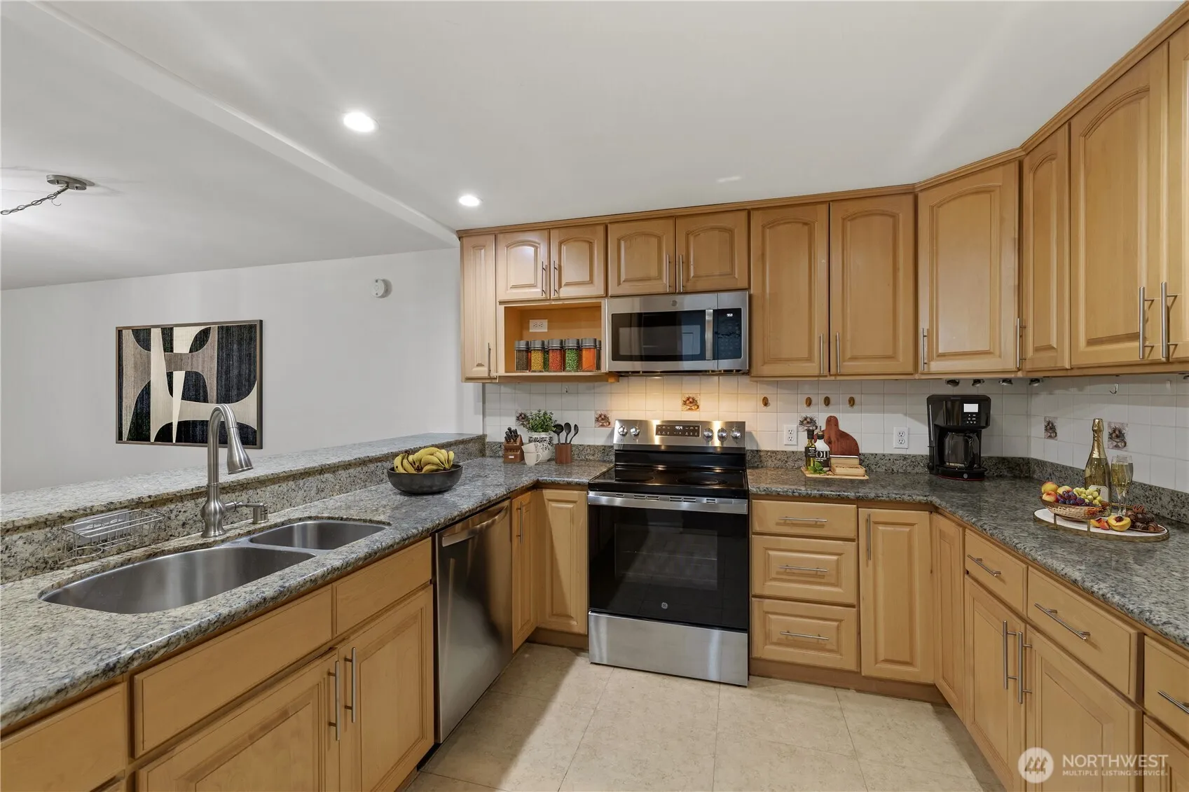 Property photo for 6479 137th Avenue Ne #364, Redmond photo 5