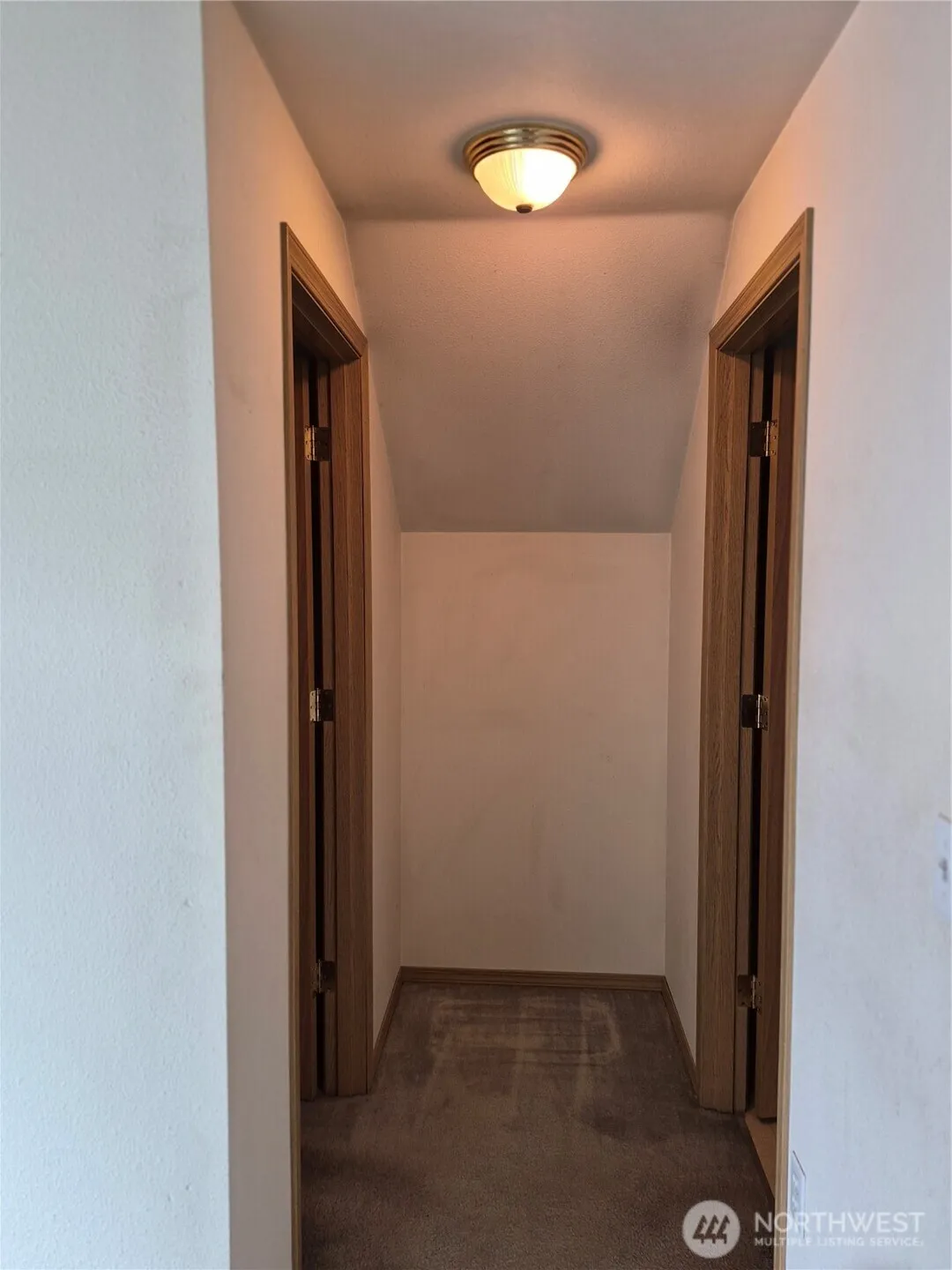 Property photo for 118 99th Court E, Tacoma photo 3
