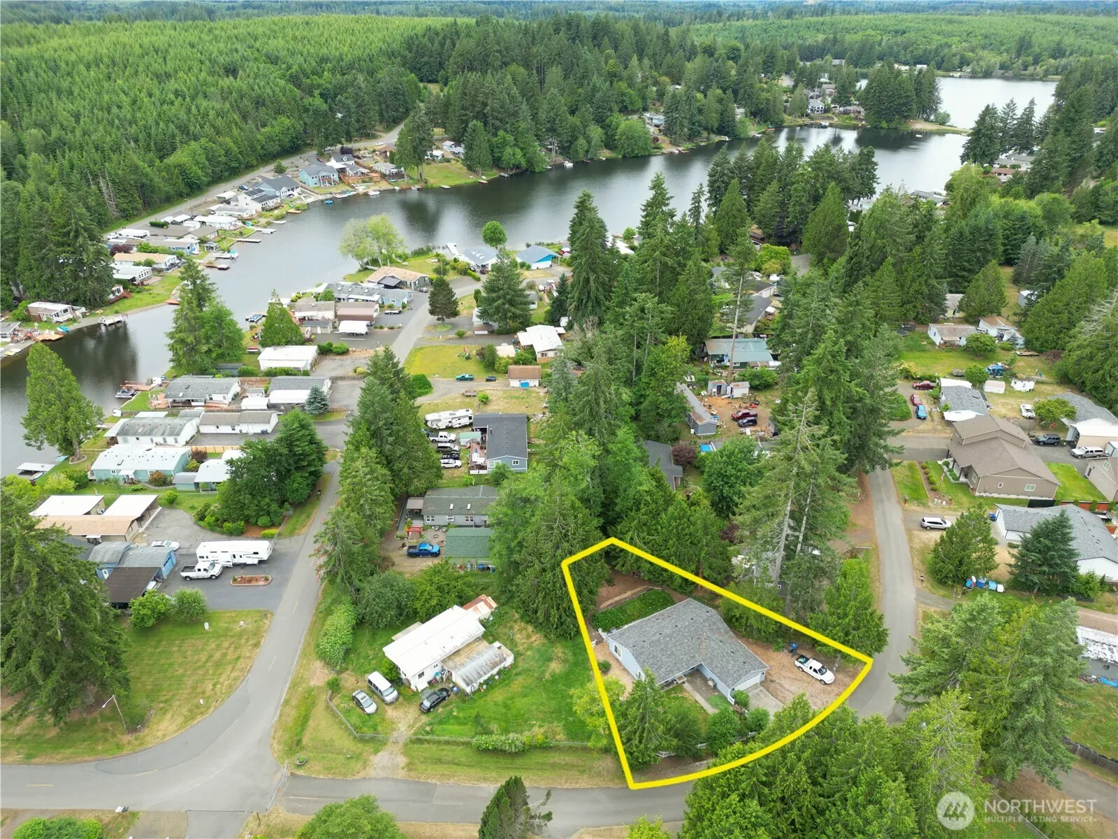 Property photo for 140 Se Foxglove Avenue, Shelton photo 3