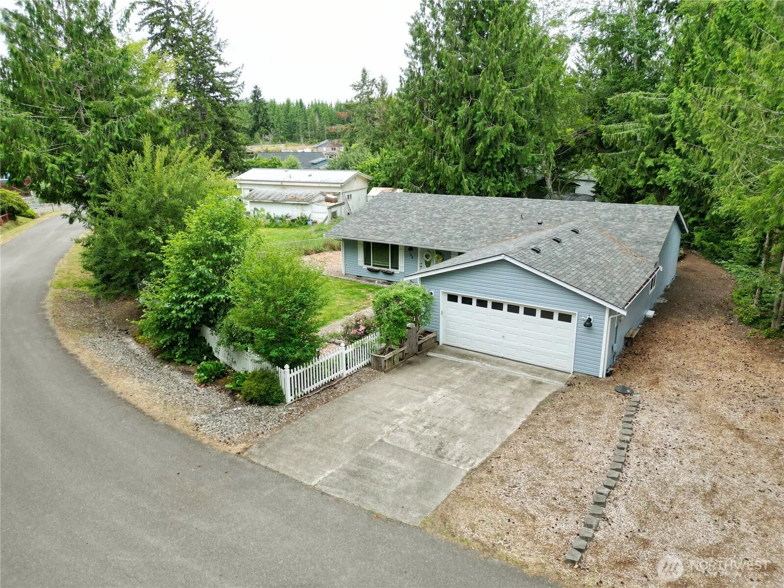 Property photo for 140 Se Foxglove Avenue, Shelton