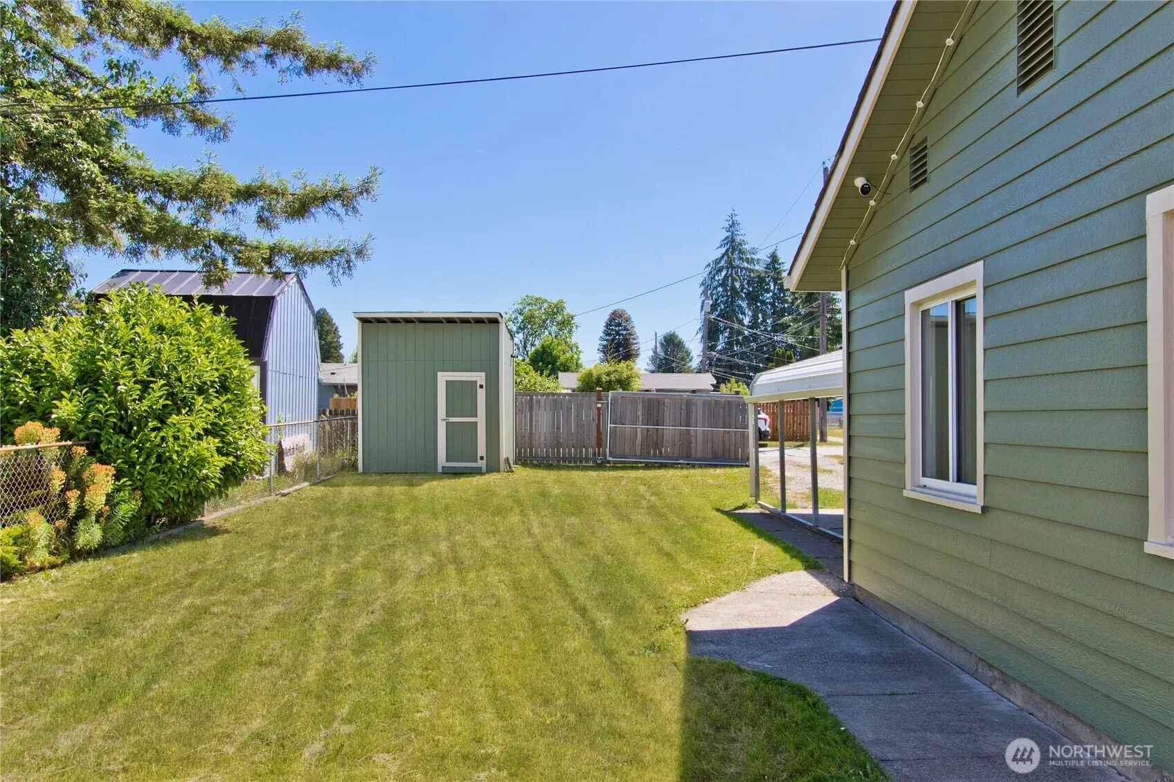 Property photo for 5910 E J Street, Tacoma photo 3