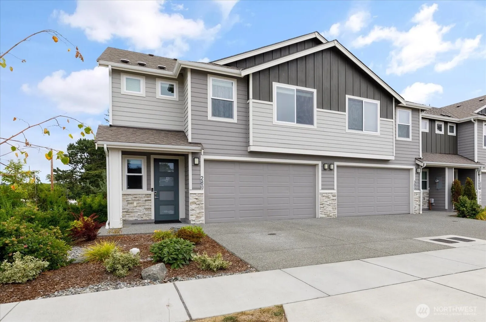 Property photo for 280 Sw Ballast Way, Oak Harbor photo 3