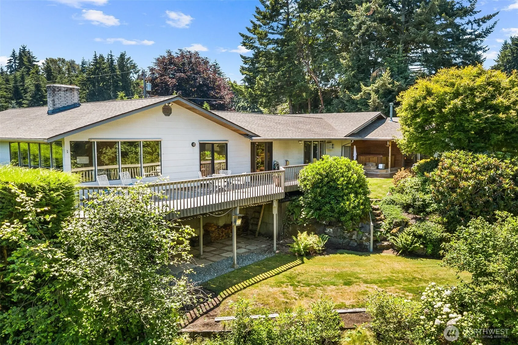 Property photo for 6312 Agnes Road Ne, Tacoma photo 4