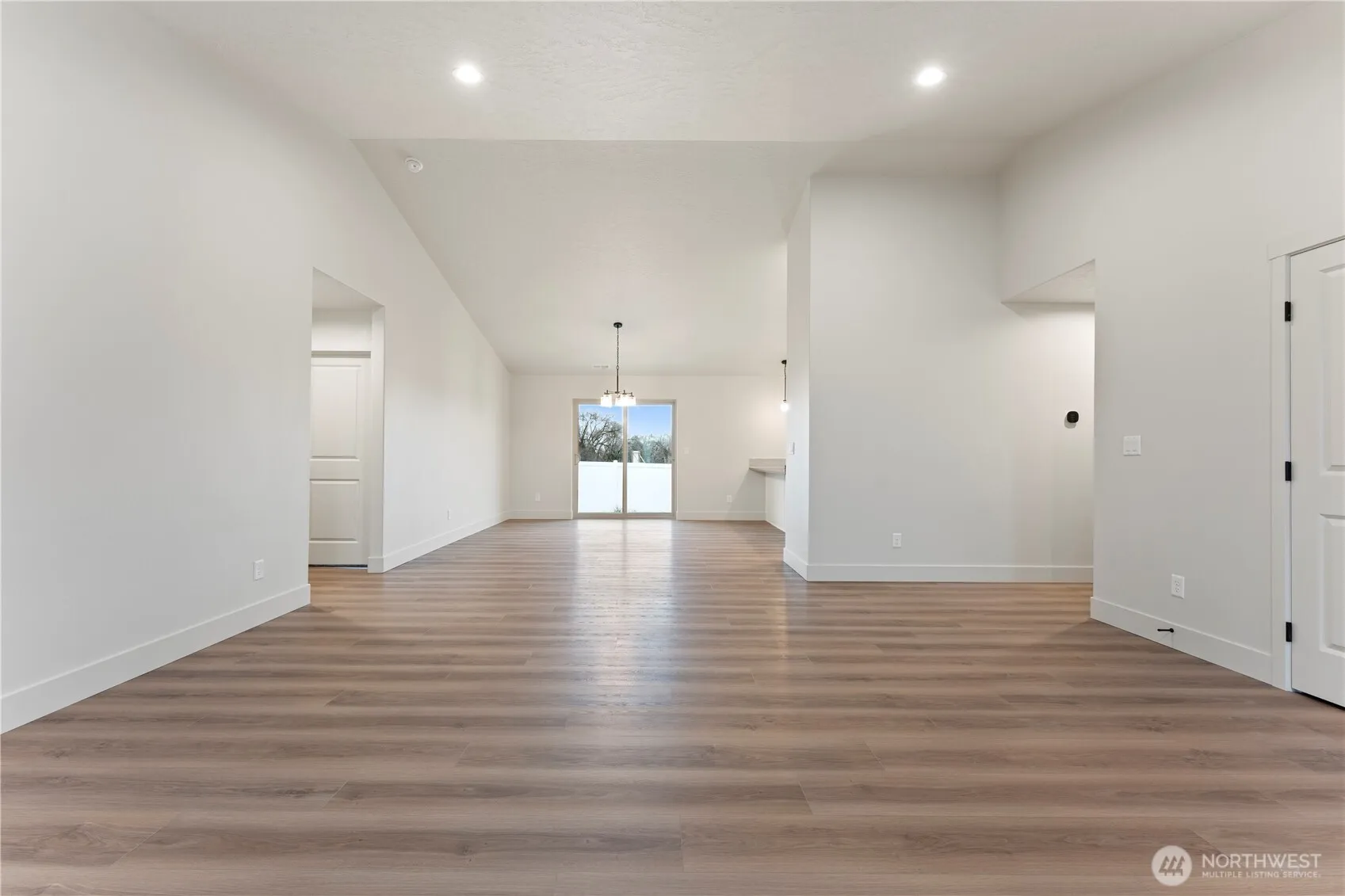 Property photo for 4215 W Sandy Court, Moses Lake photo 3