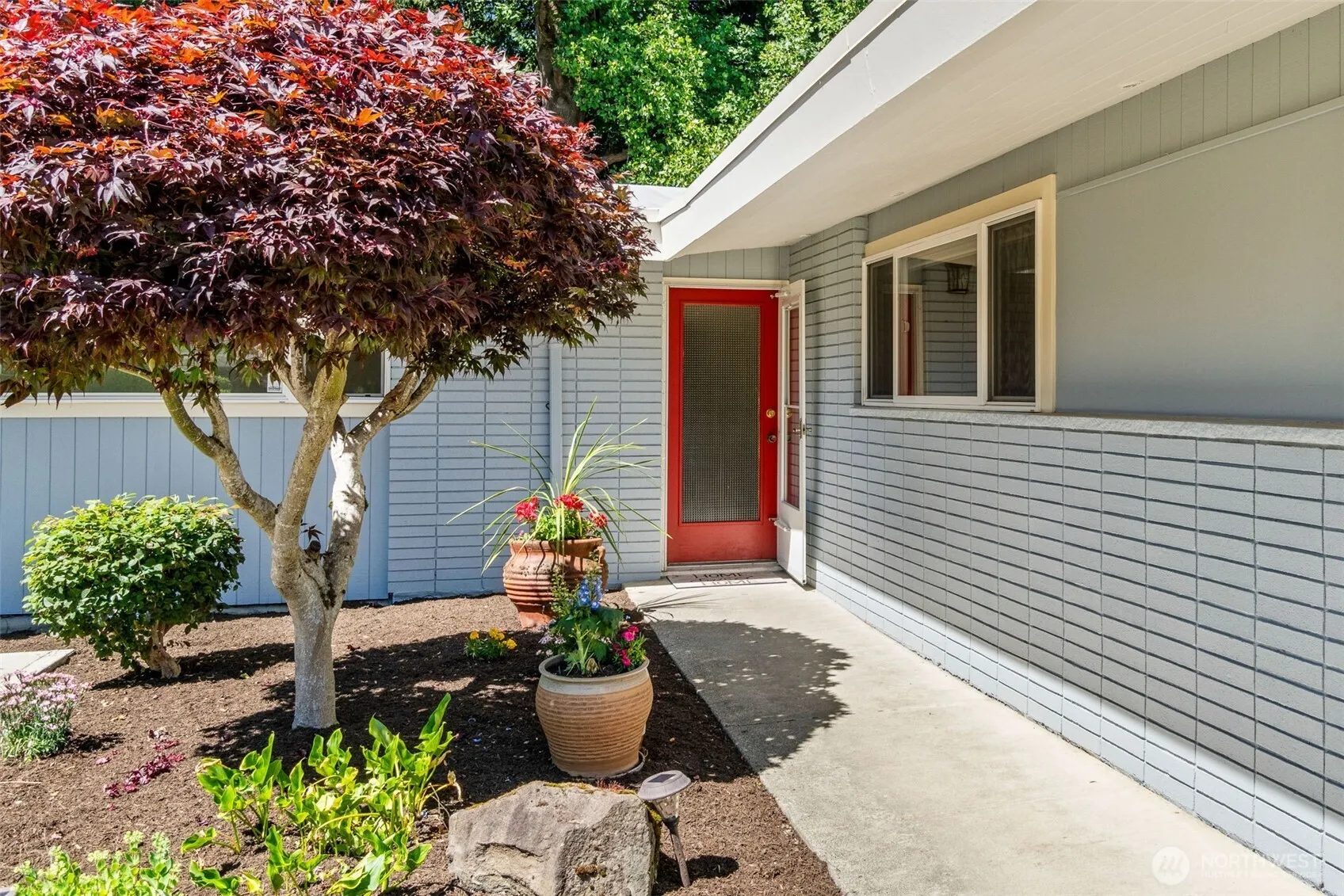 Property photo for 5320 S Kenyon Street, Seattle photo 2