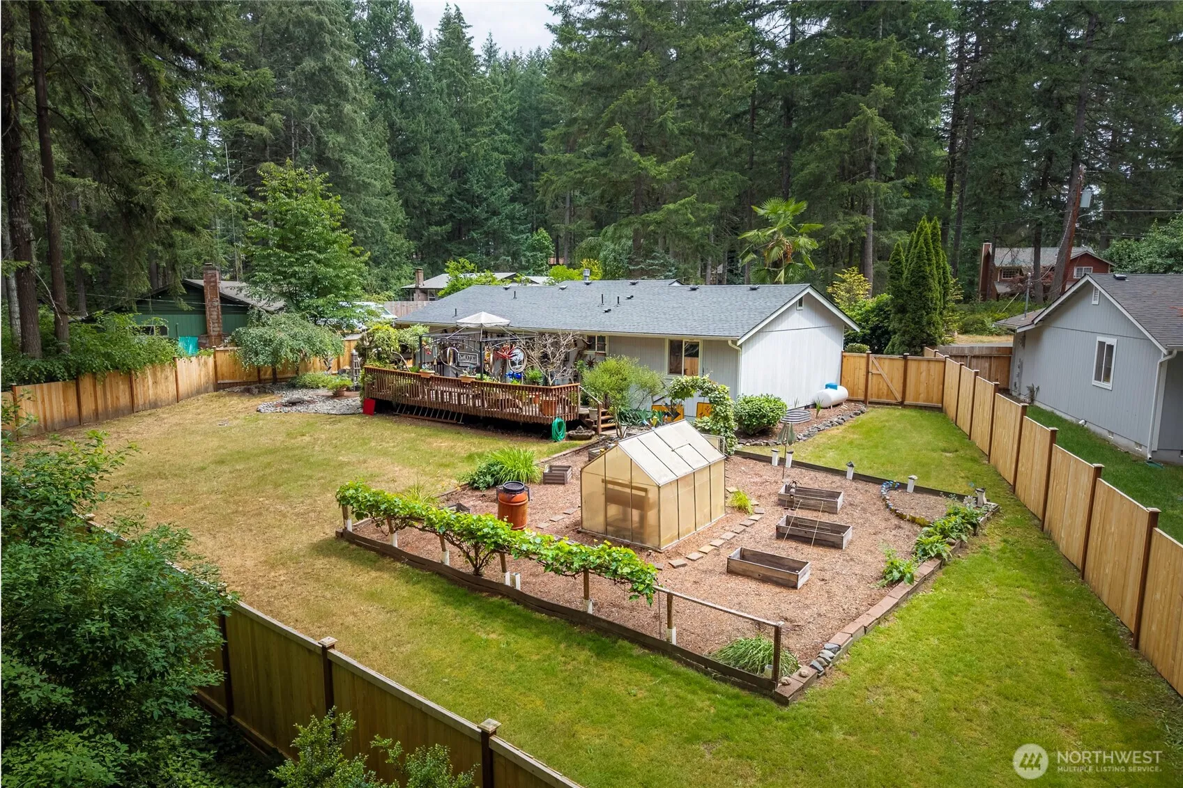 Property photo for 14004 Willow Tree Lane Nw, Gig Harbor photo 2