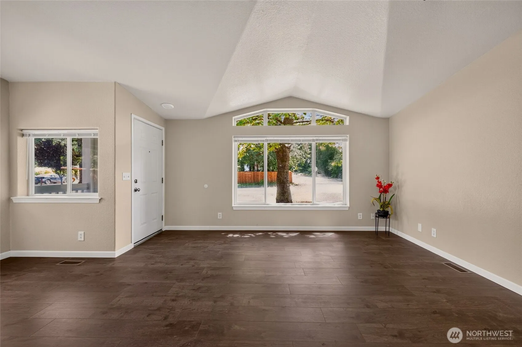 Property photo for 150 E Kingston Way, Shelton photo 4