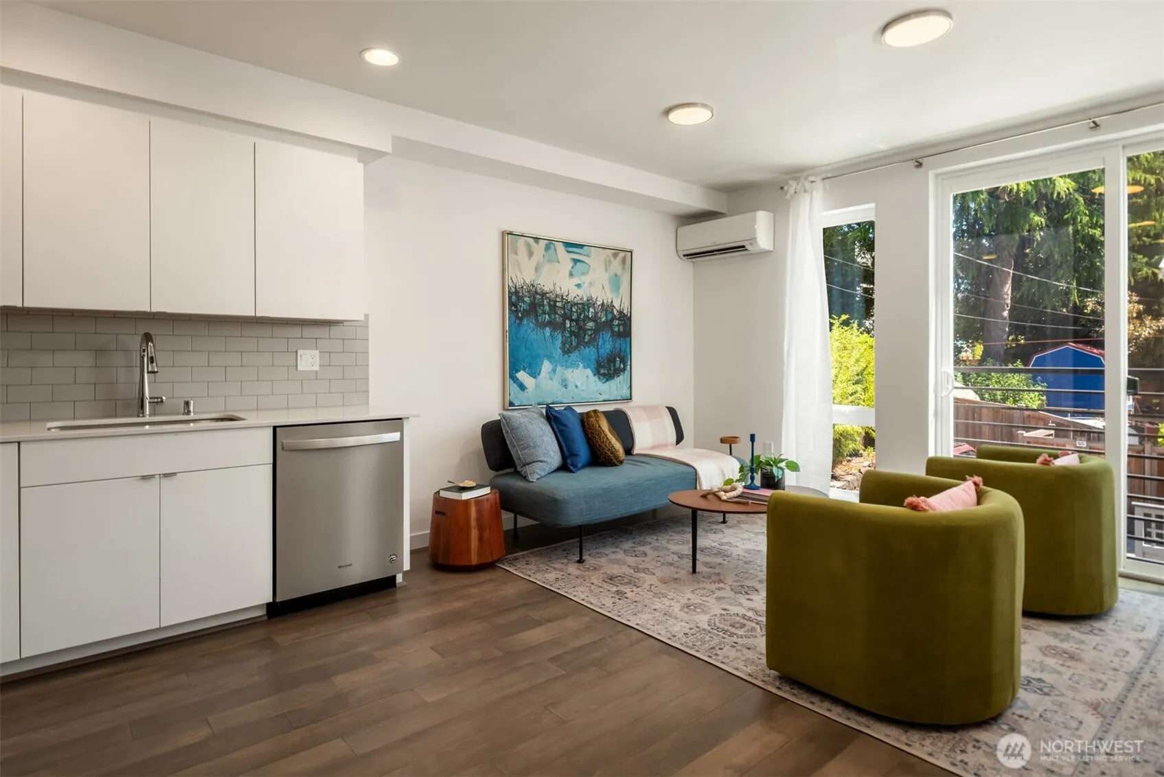 Property photo for 6408 14th Avenue Nw #b, Seattle photo 4