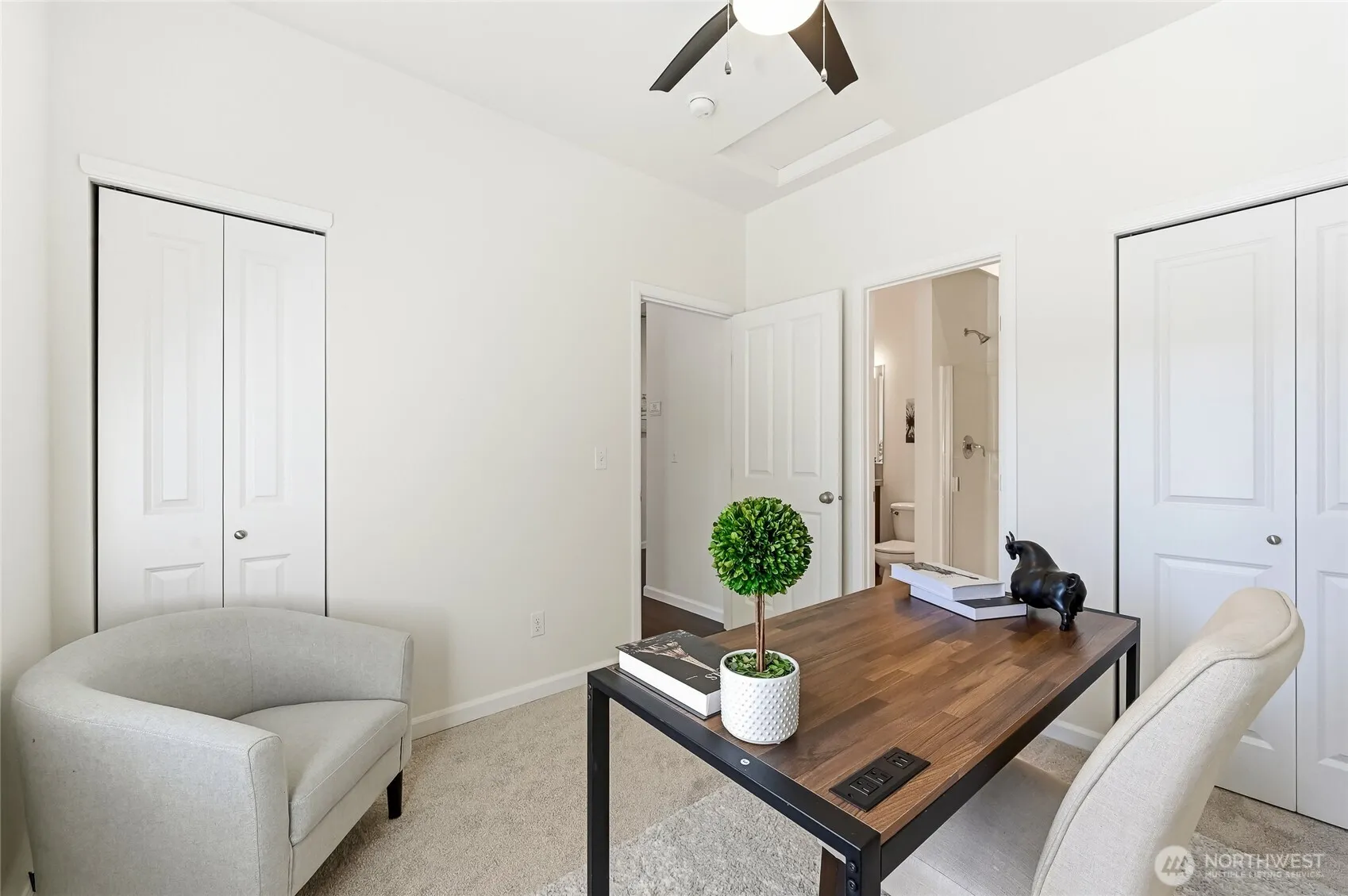 Property photo for 7624 Ne 201st Place, Kenmore photo 5