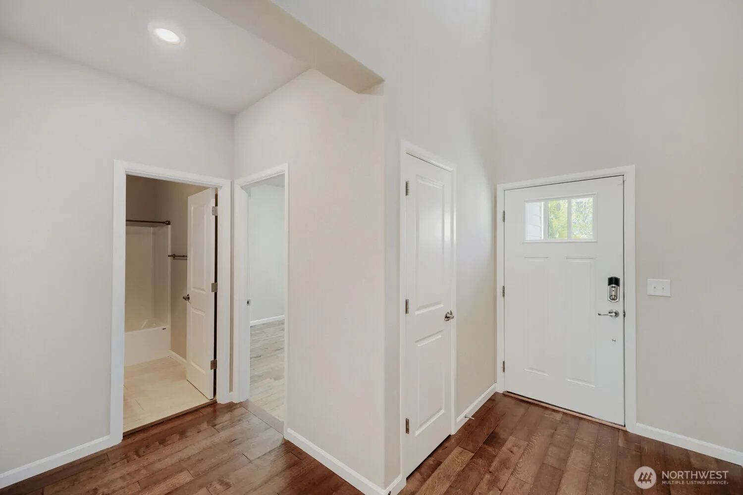 Property photo for 18623 39th Drive Se, Bothell photo 3