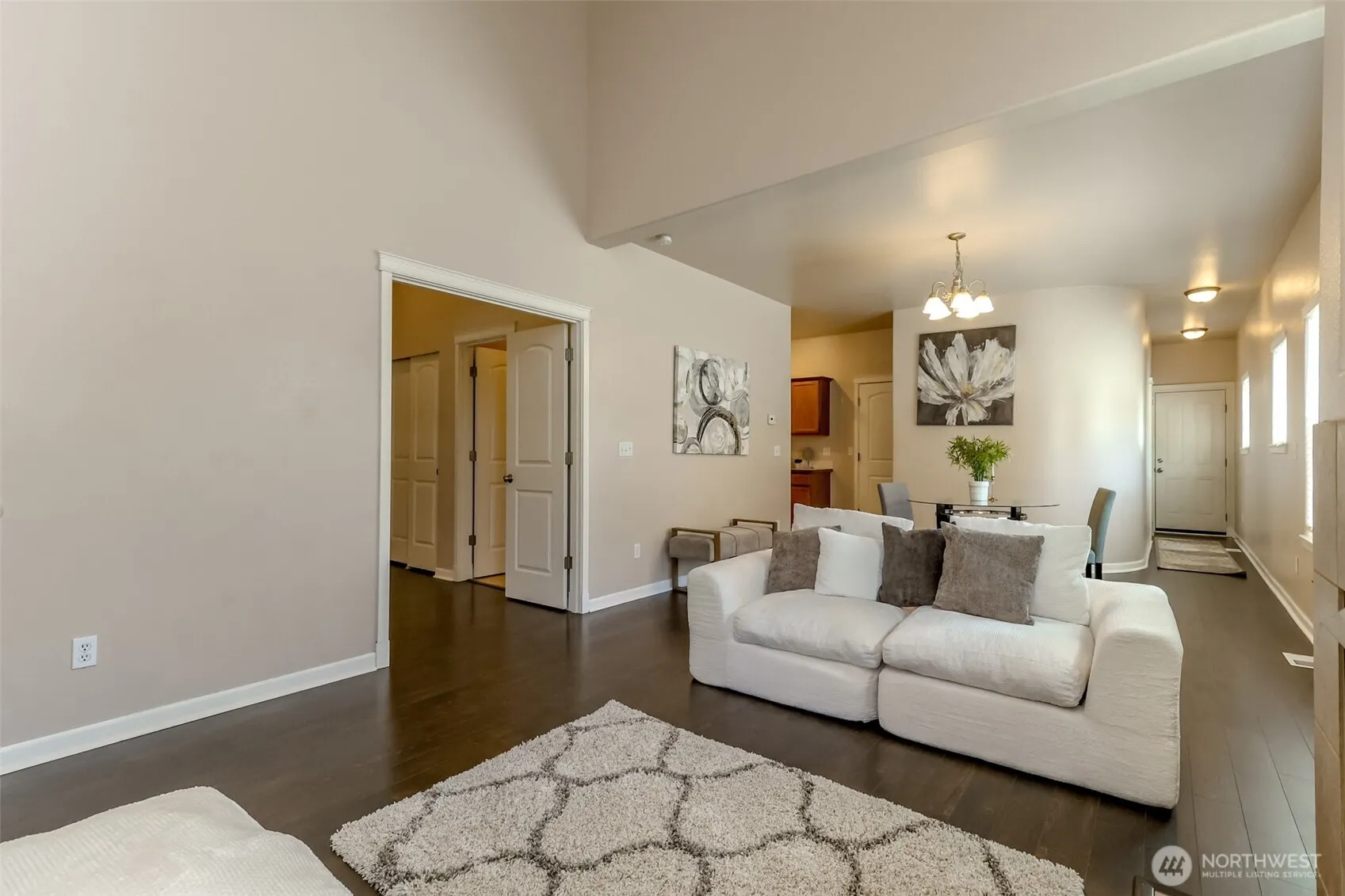 Property photo for 4947 Balustrade Boulevard Se, Lacey photo 5