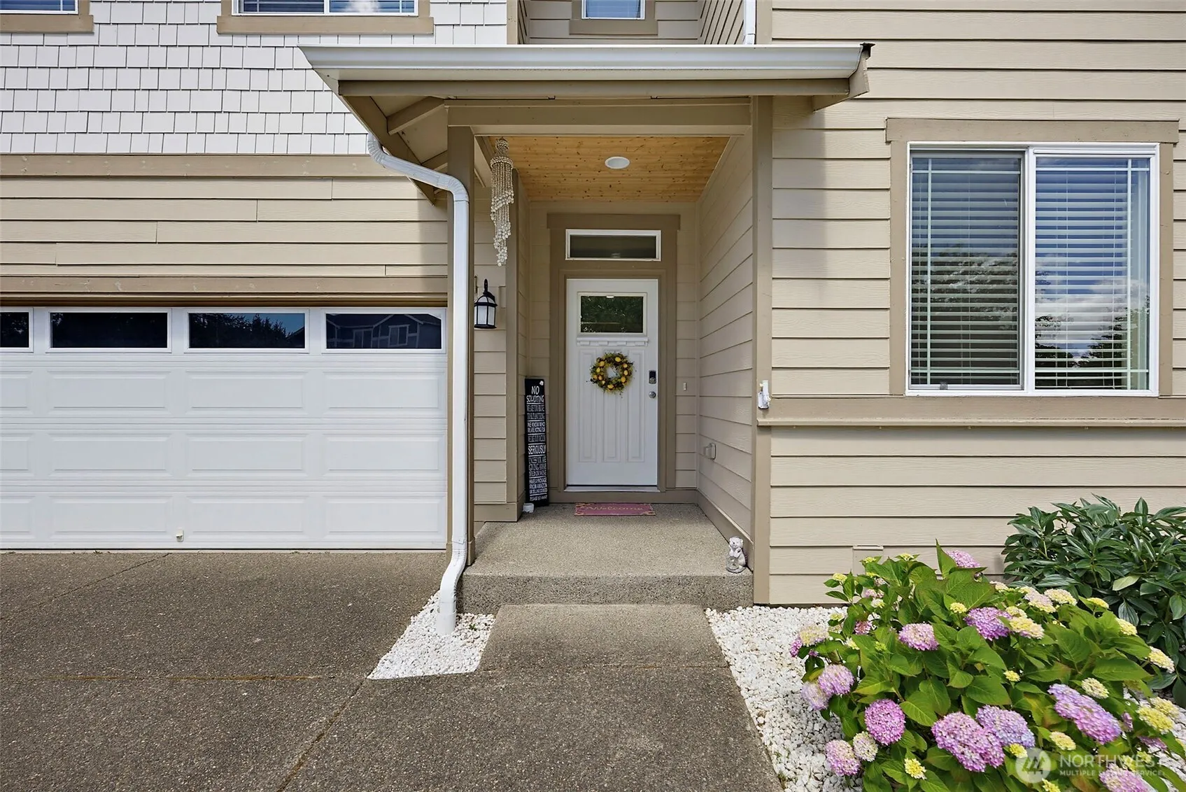 Property photo for 16478 Greenbrier Street Se, Yelm photo 2