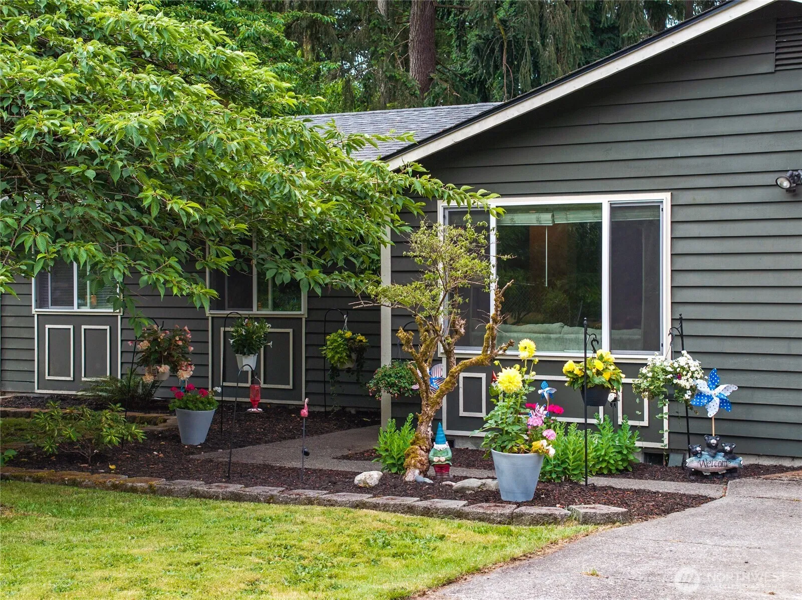 Property photo for 8915 Quinault Drive Ne, Olympia photo 4