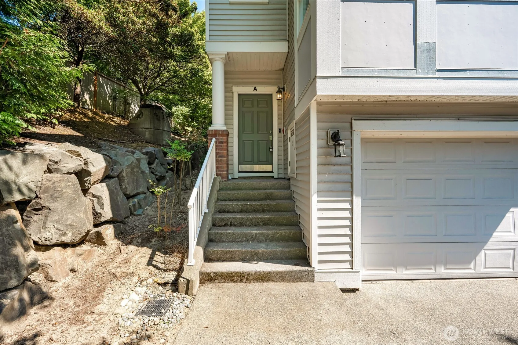 Property photo for 4740 Lake Place South #a, Renton photo 3