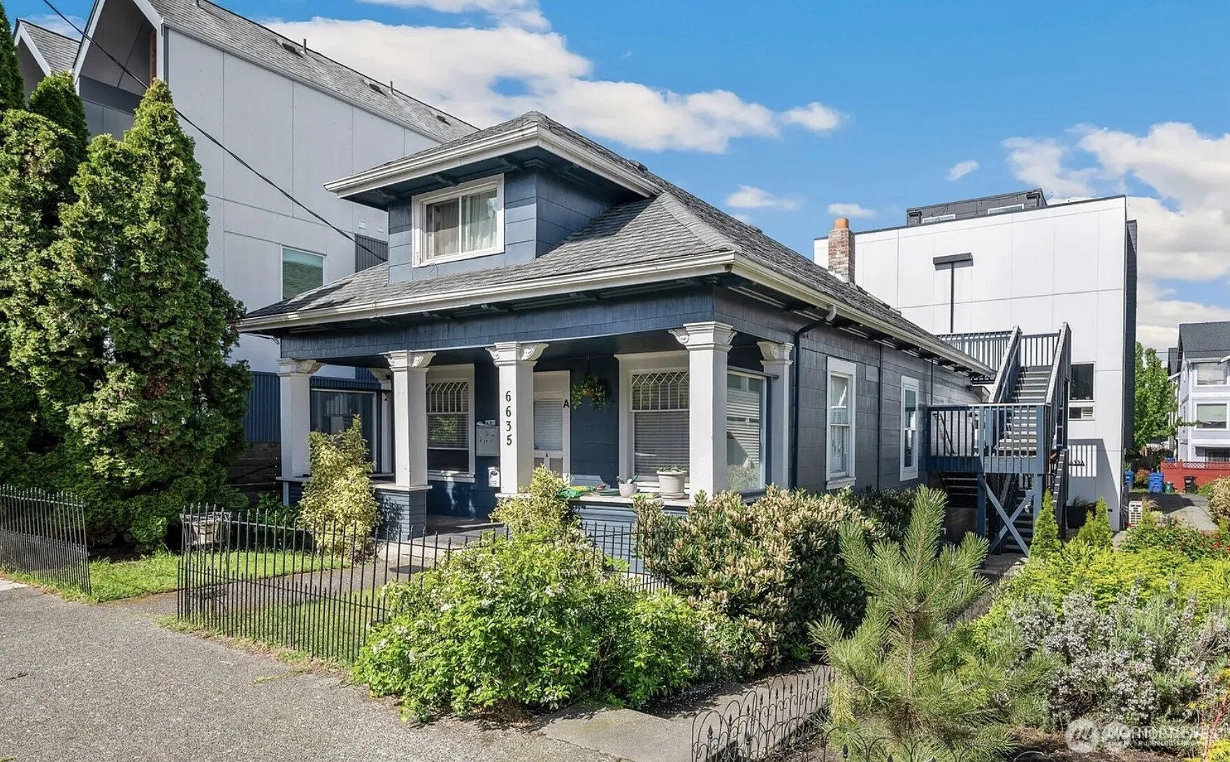Property photo for 6635 Carleton Avenue S, Seattle