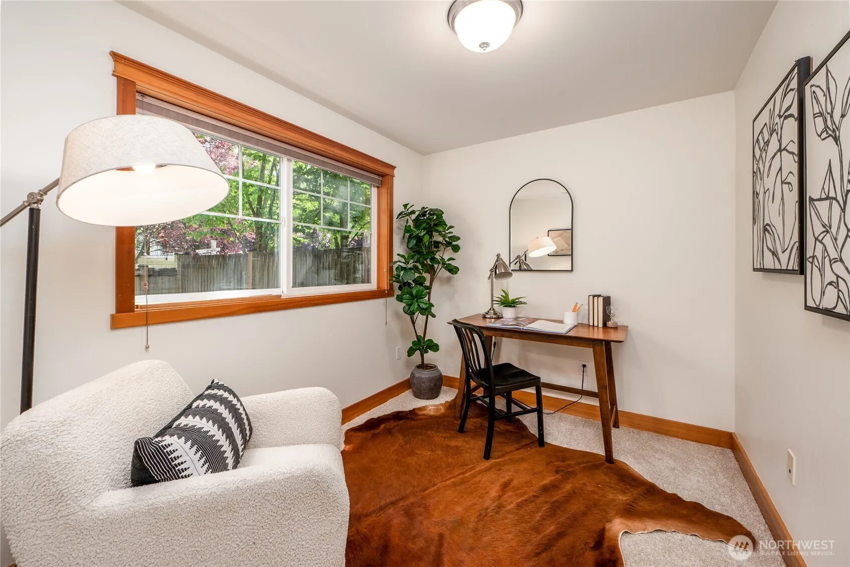 Property photo for 8517 Stone Avenue N #b, Seattle photo 4