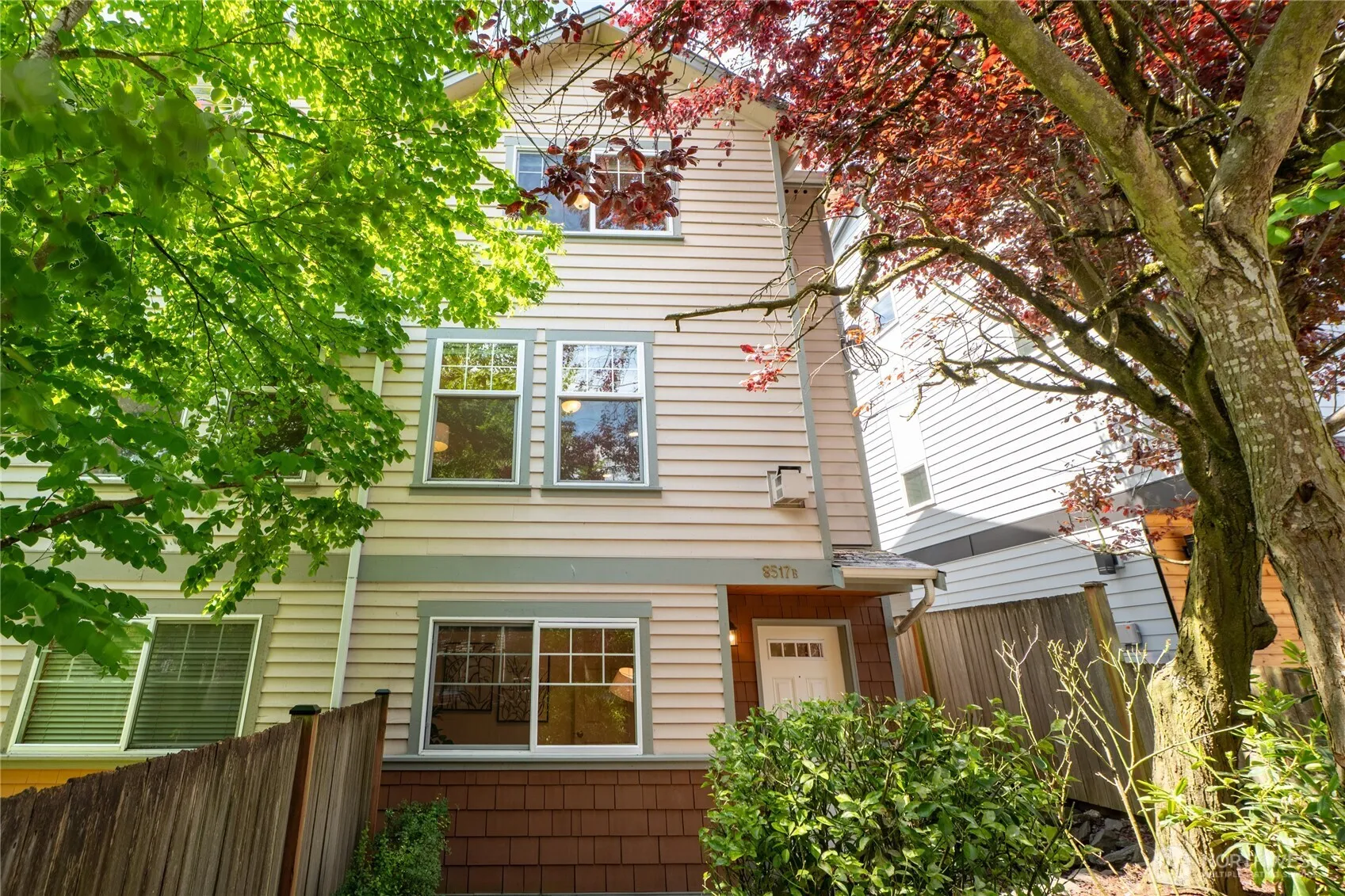 Property photo for 8517 Stone Avenue N #b, Seattle