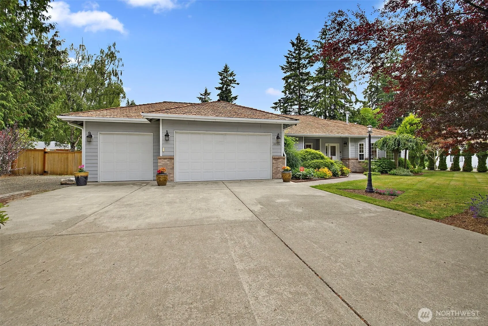 Property photo for 32704 110th Avenue Se, Auburn photo 3