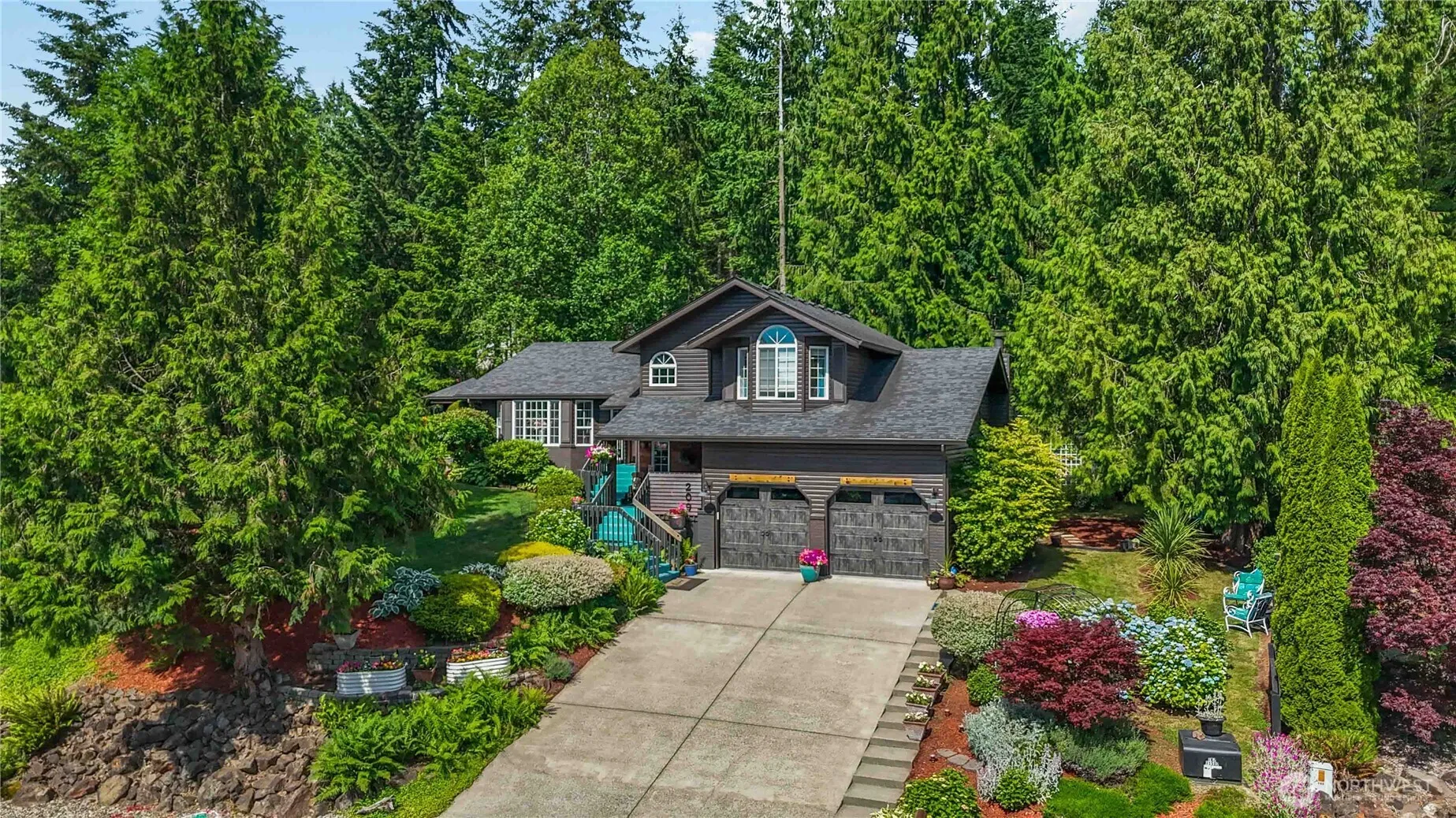 Property photo for 209 W Beacon Hill Drive, Longview