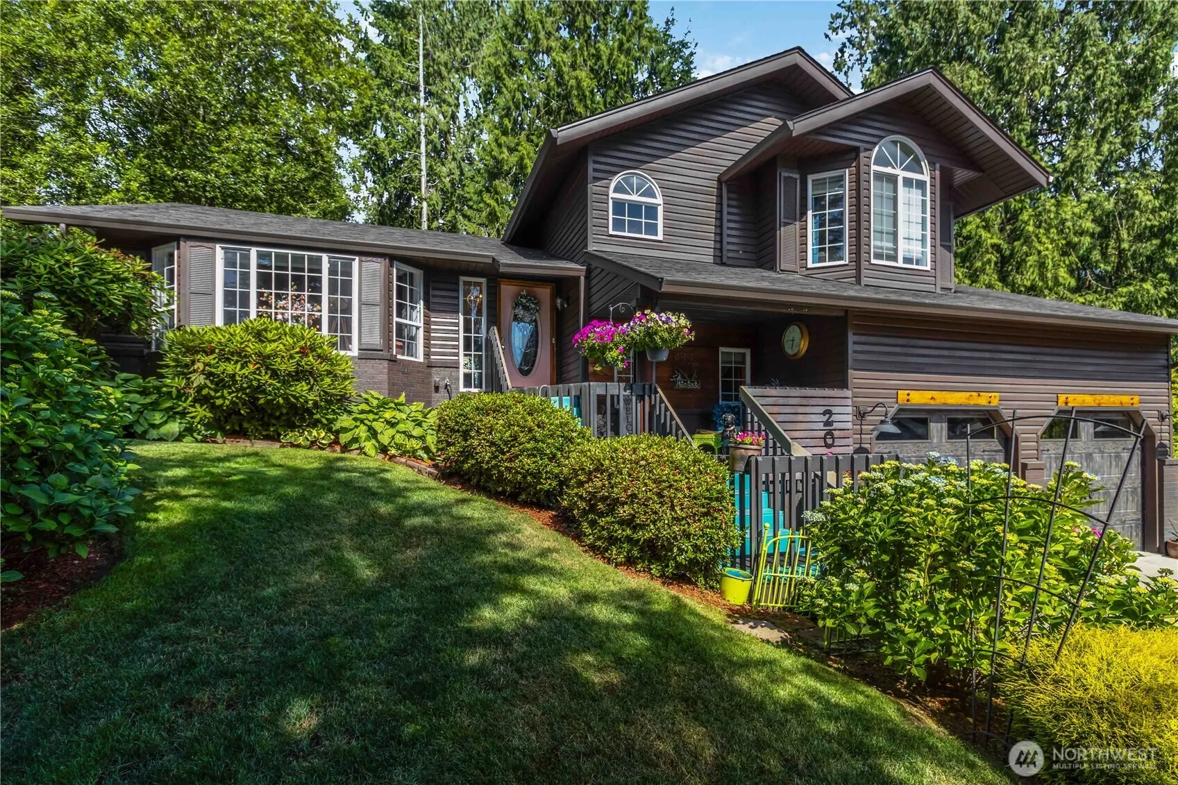 Property photo for 209 W Beacon Hill Drive, Longview photo 4